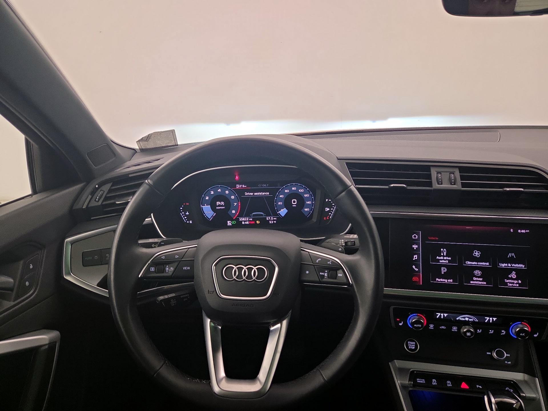 Thumbnail: 2021 Audi Q3 - 10