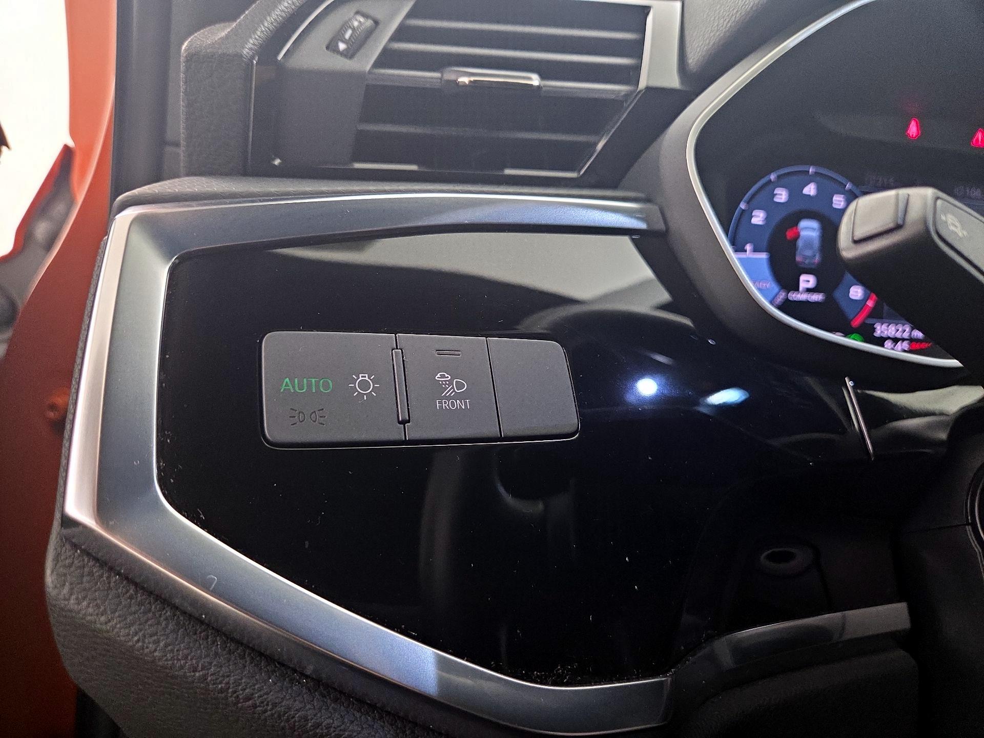 Thumbnail: 2021 Audi Q3 - 13