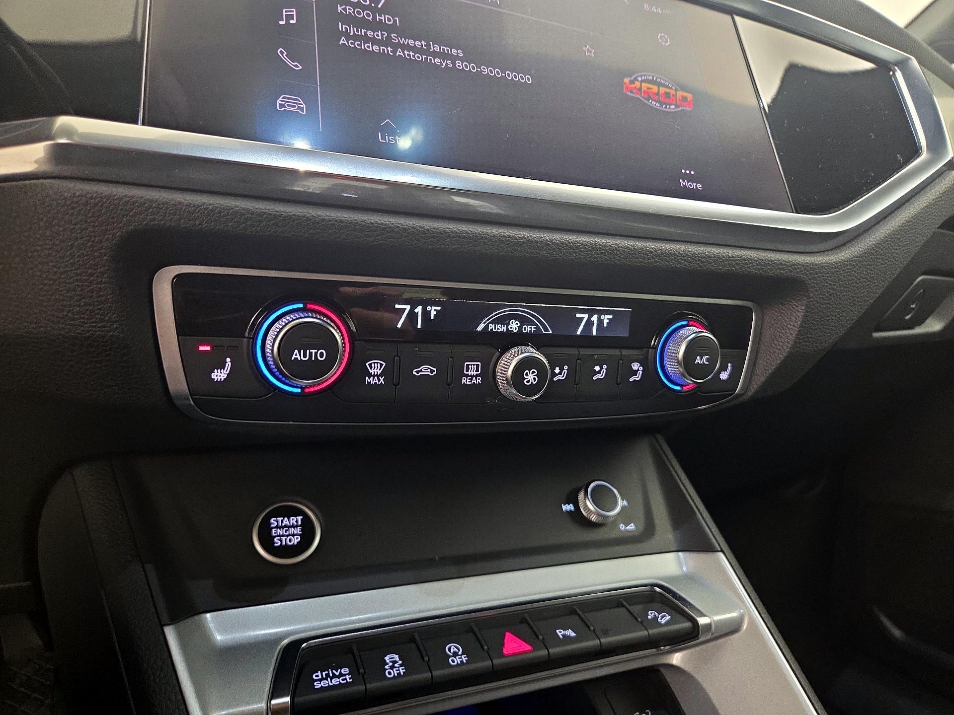 Thumbnail: 2021 Audi Q3 - 16