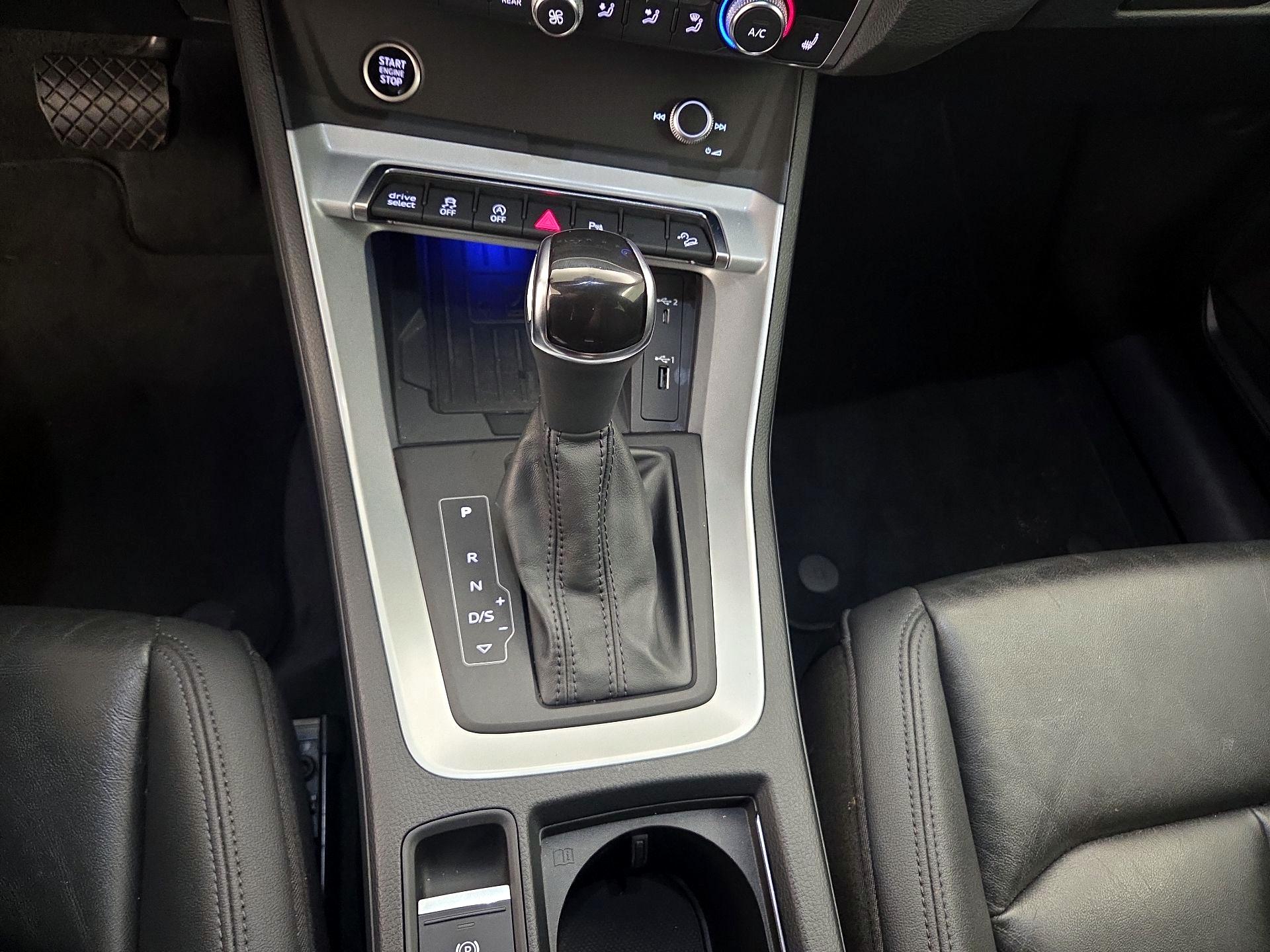 Thumbnail: 2021 Audi Q3 - 17