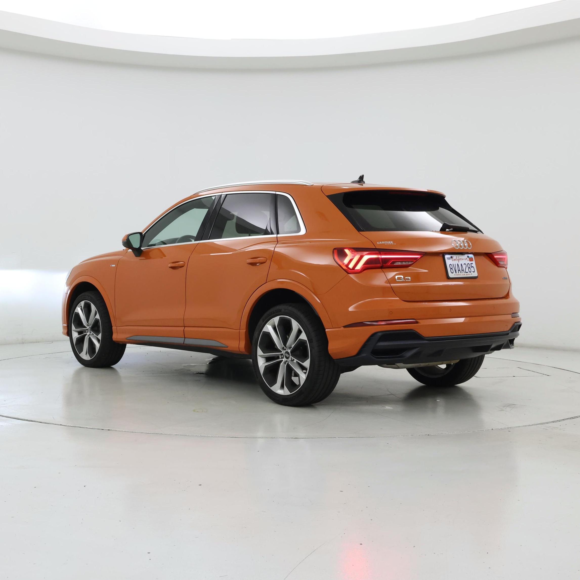 Thumbnail: 2021 Audi Q3 - 2