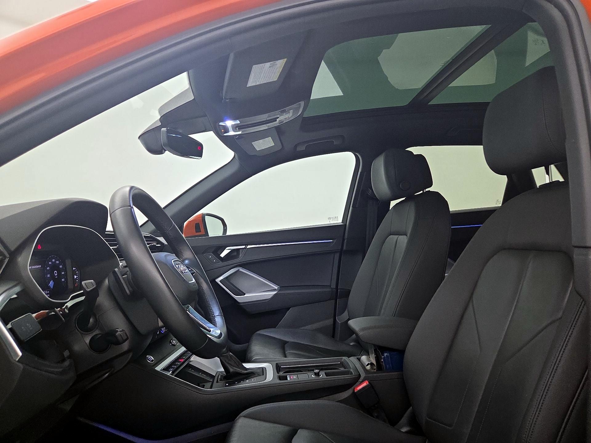 Thumbnail: 2021 Audi Q3 - 19