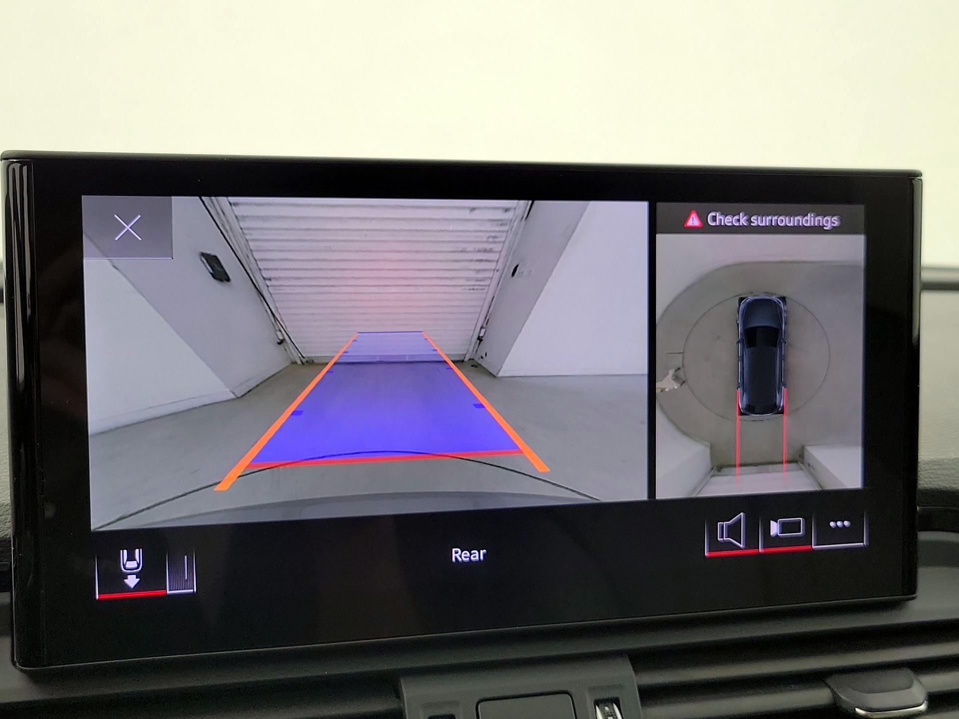 Thumbnail: 2023 Audi Q5 - 15