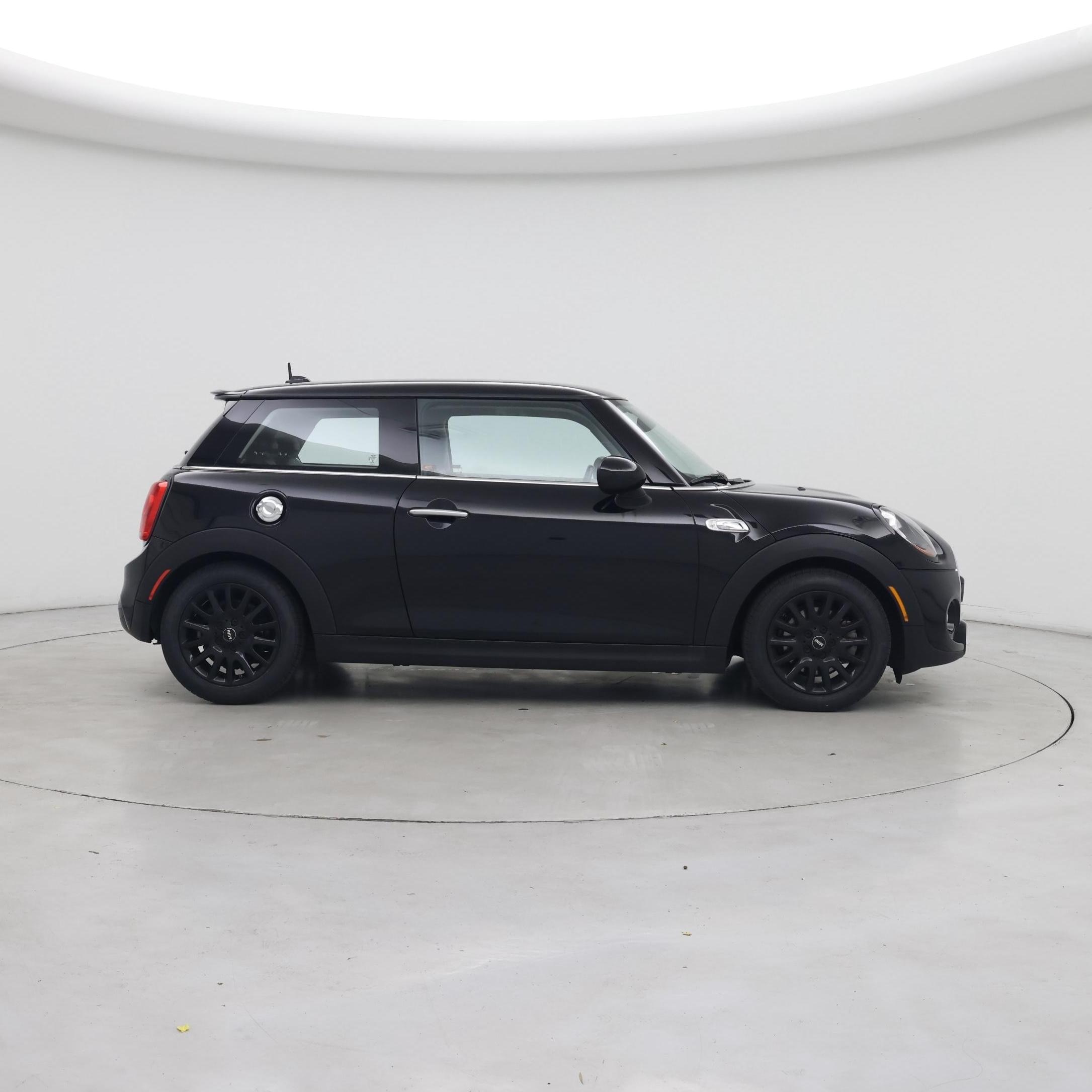 Thumbnail: 2016 MINI Cooper Hardtop - 7