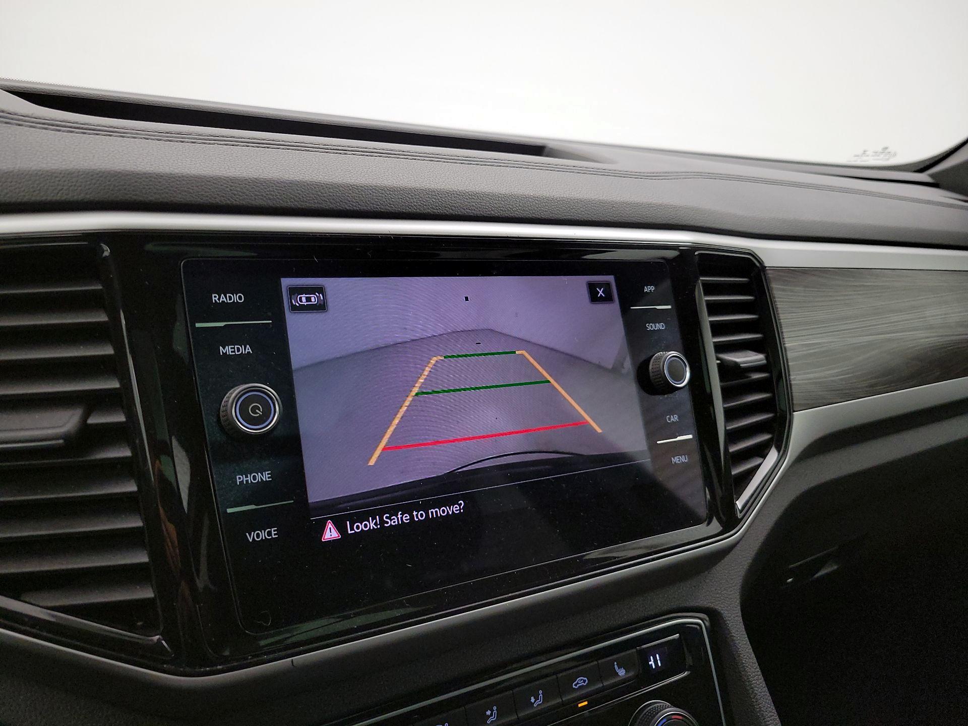 Thumbnail: 2023 Volkswagen Atlas - 14