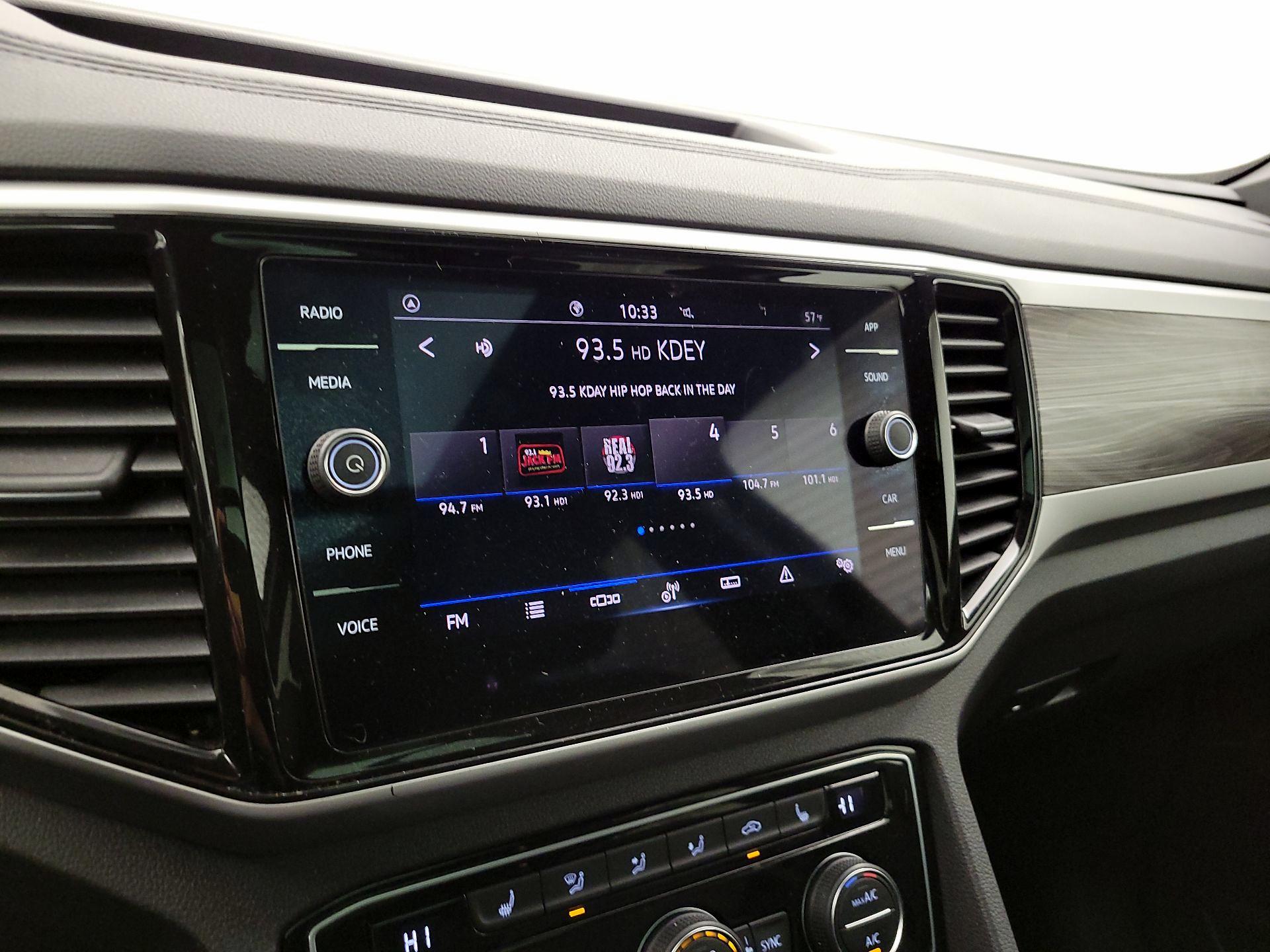 Thumbnail: 2023 Volkswagen Atlas - 15