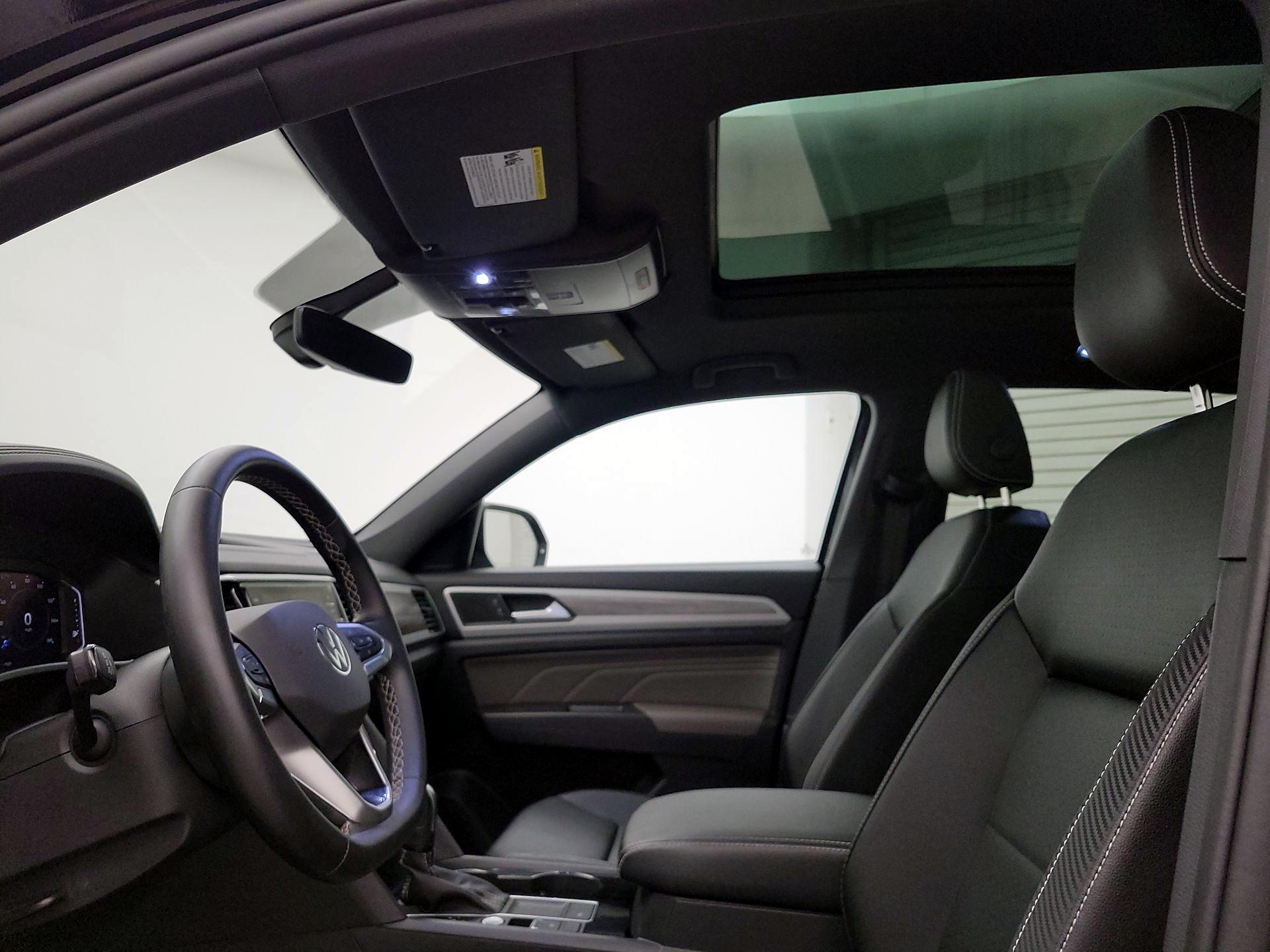 Thumbnail: 2023 Volkswagen Atlas - 19