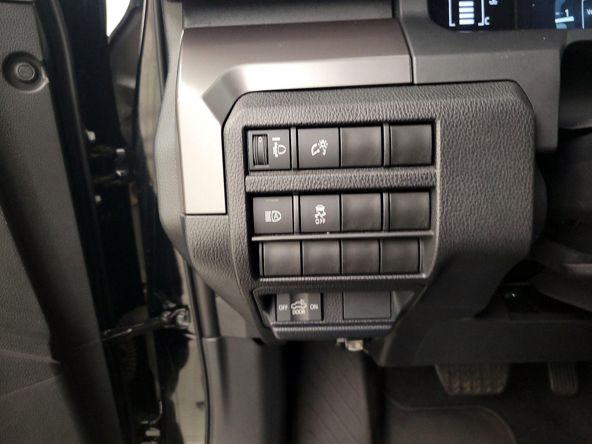 Thumbnail: 2024 Toyota Tacoma - 13