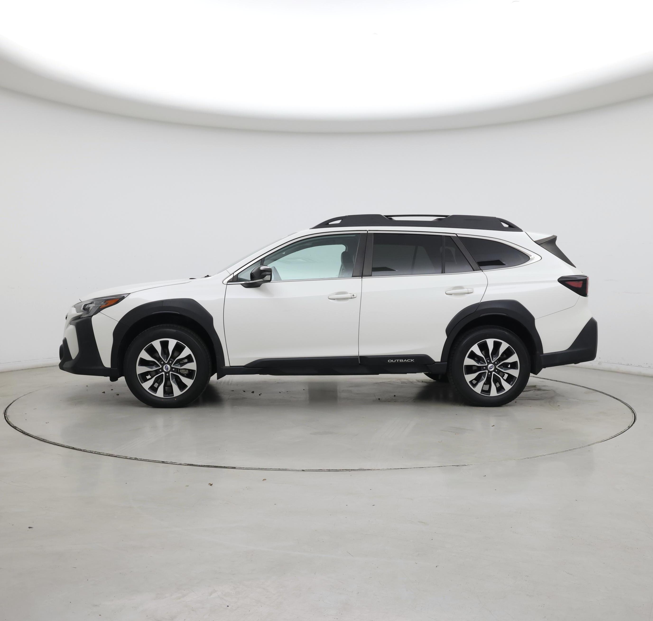 Thumbnail: 2023 Subaru Outback - 3