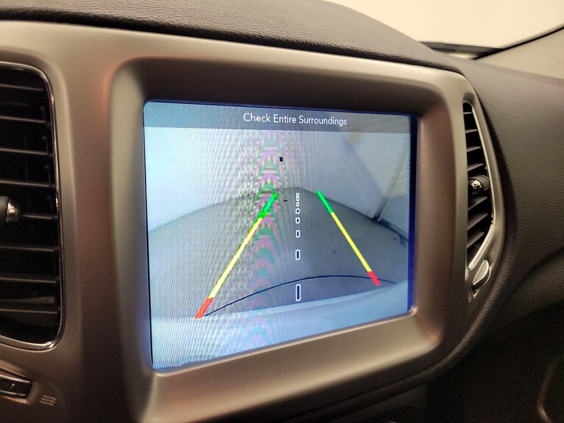 Thumbnail: 2018 Jeep Compass - 14