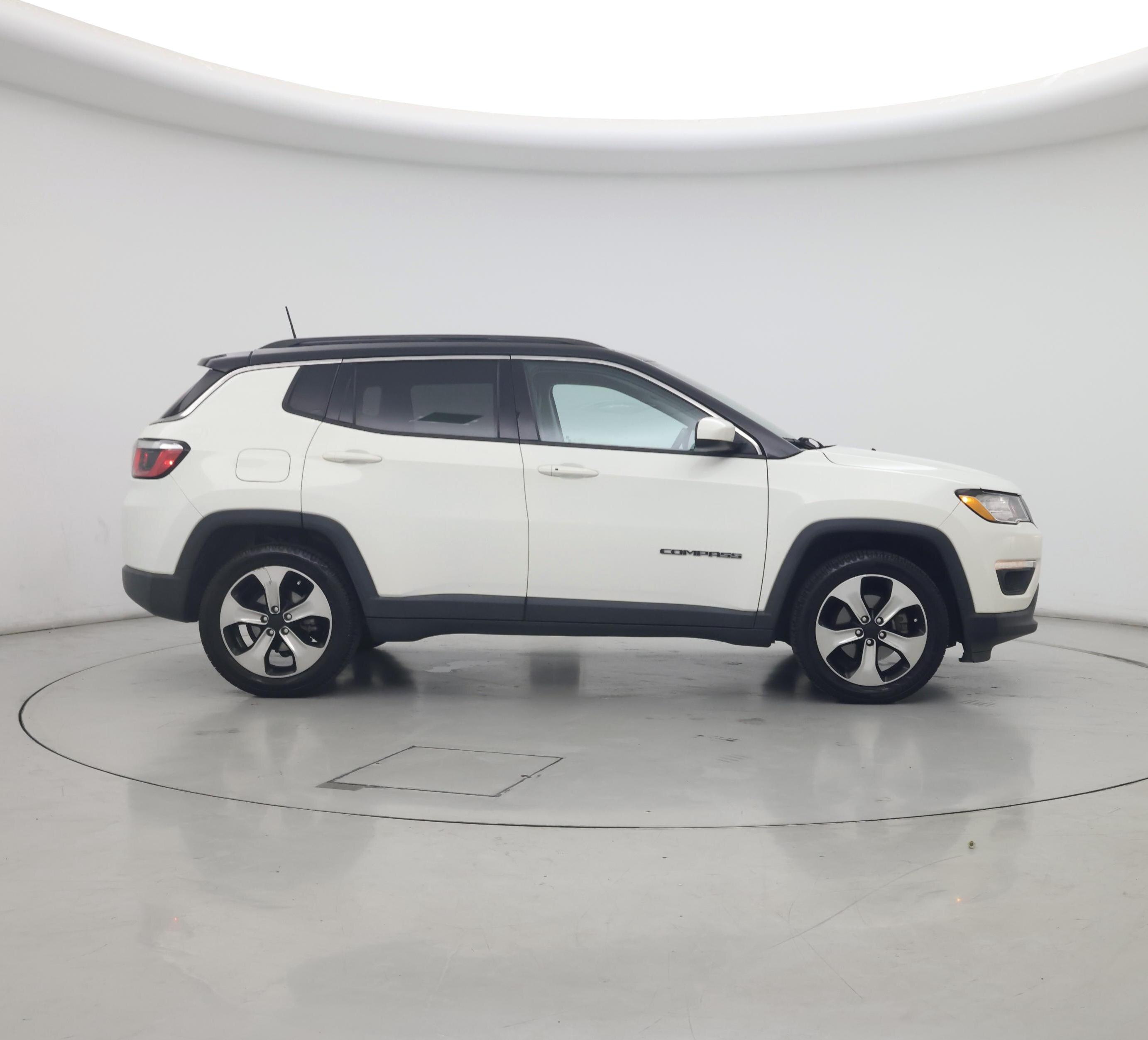 Thumbnail: 2018 Jeep Compass - 7