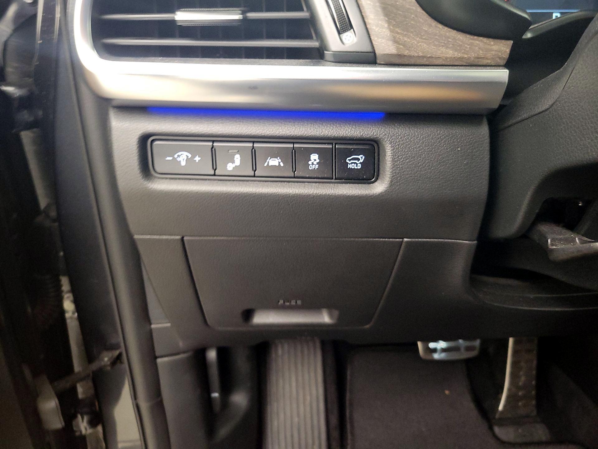 Thumbnail: 2021 Kia Telluride - 13