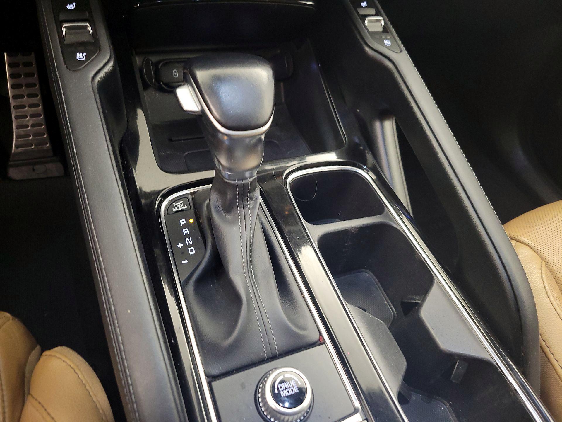 Thumbnail: 2021 Kia Telluride - 18