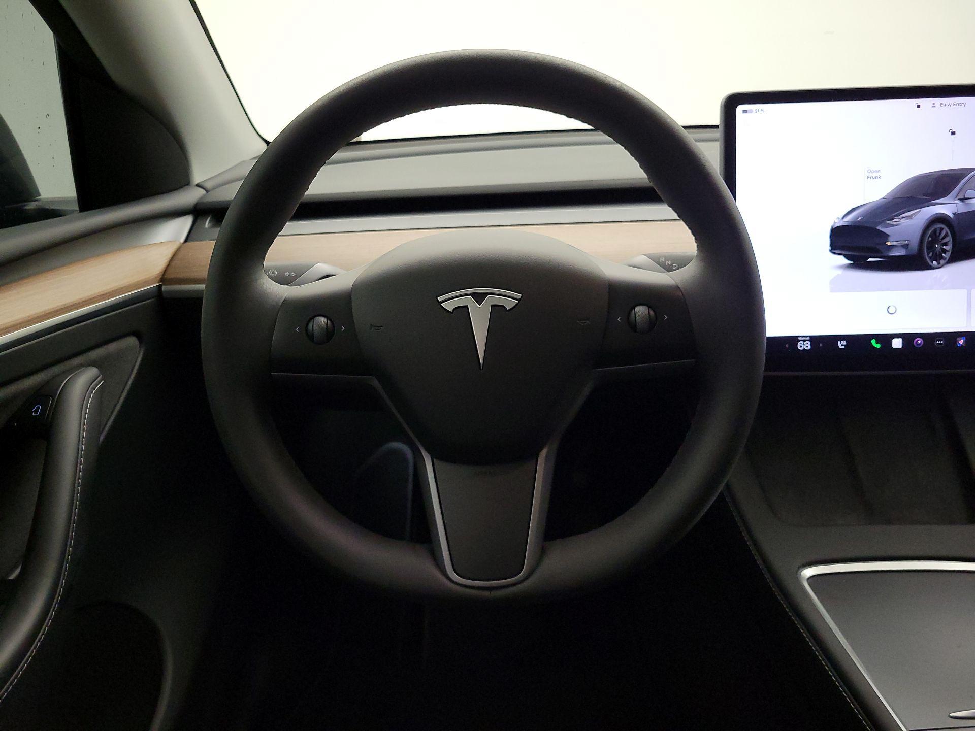 Thumbnail: 2023 Tesla Model Y - 10