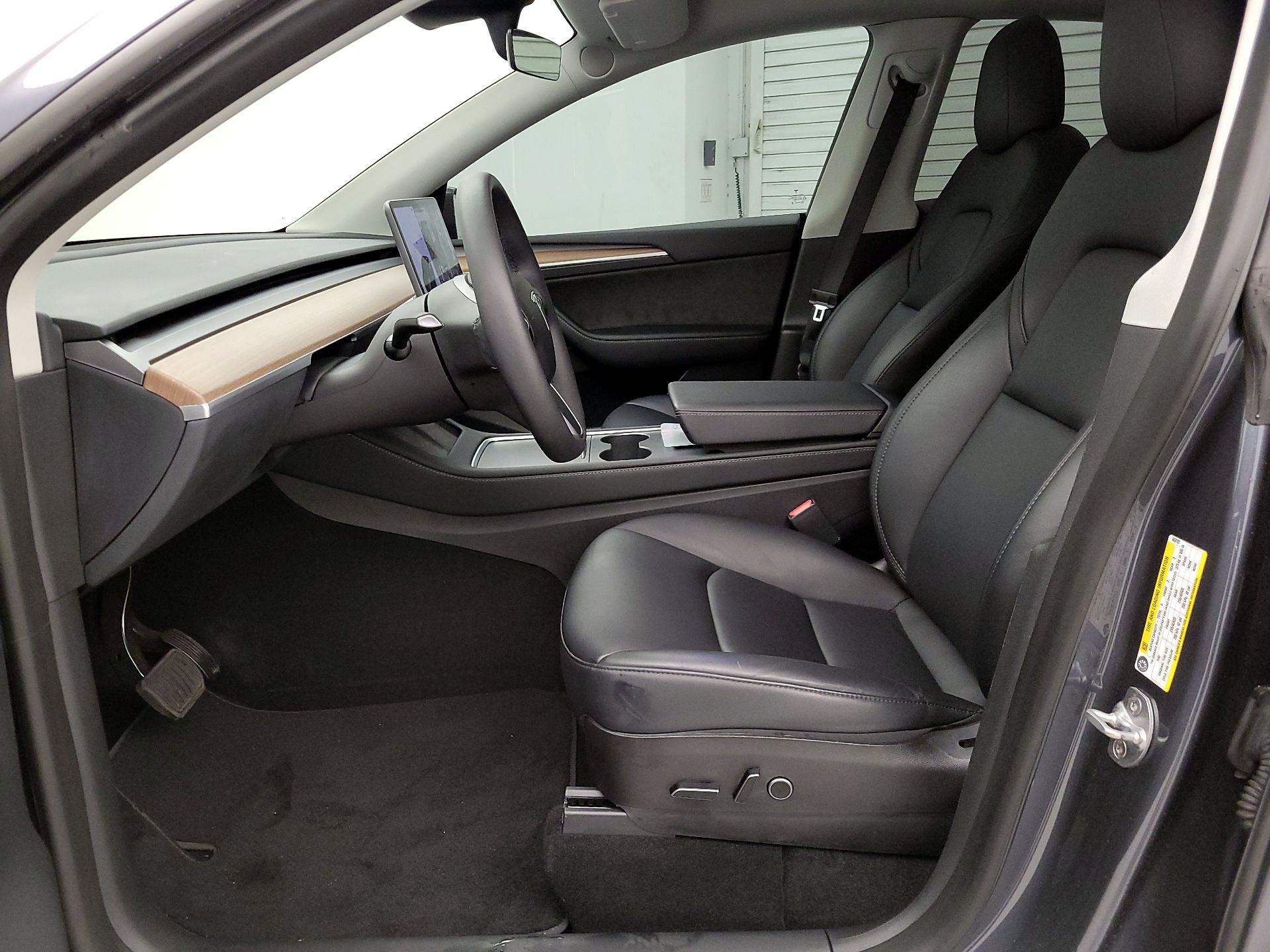 Thumbnail: 2023 Tesla Model Y - 11