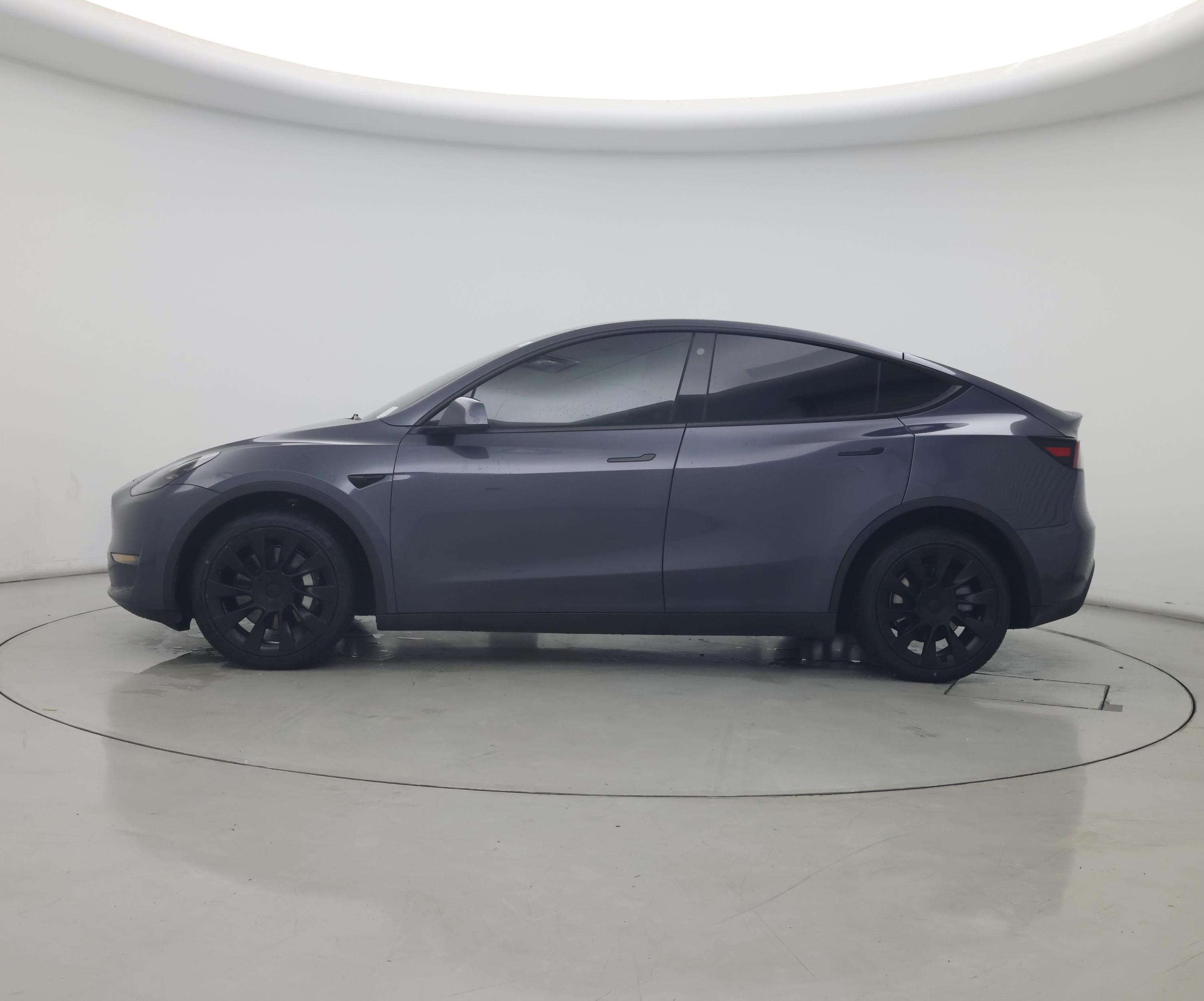 Thumbnail: 2023 Tesla Model Y - 3