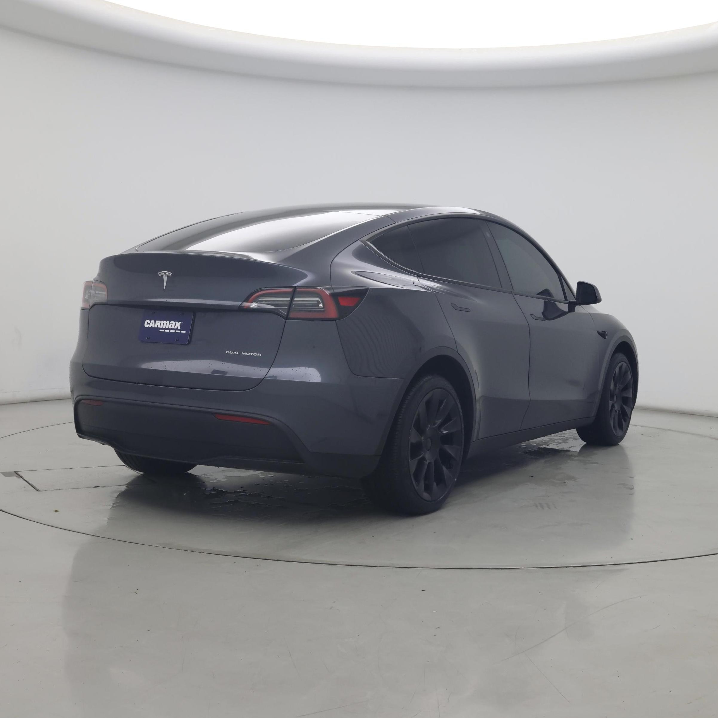 Thumbnail: 2023 Tesla Model Y - 8