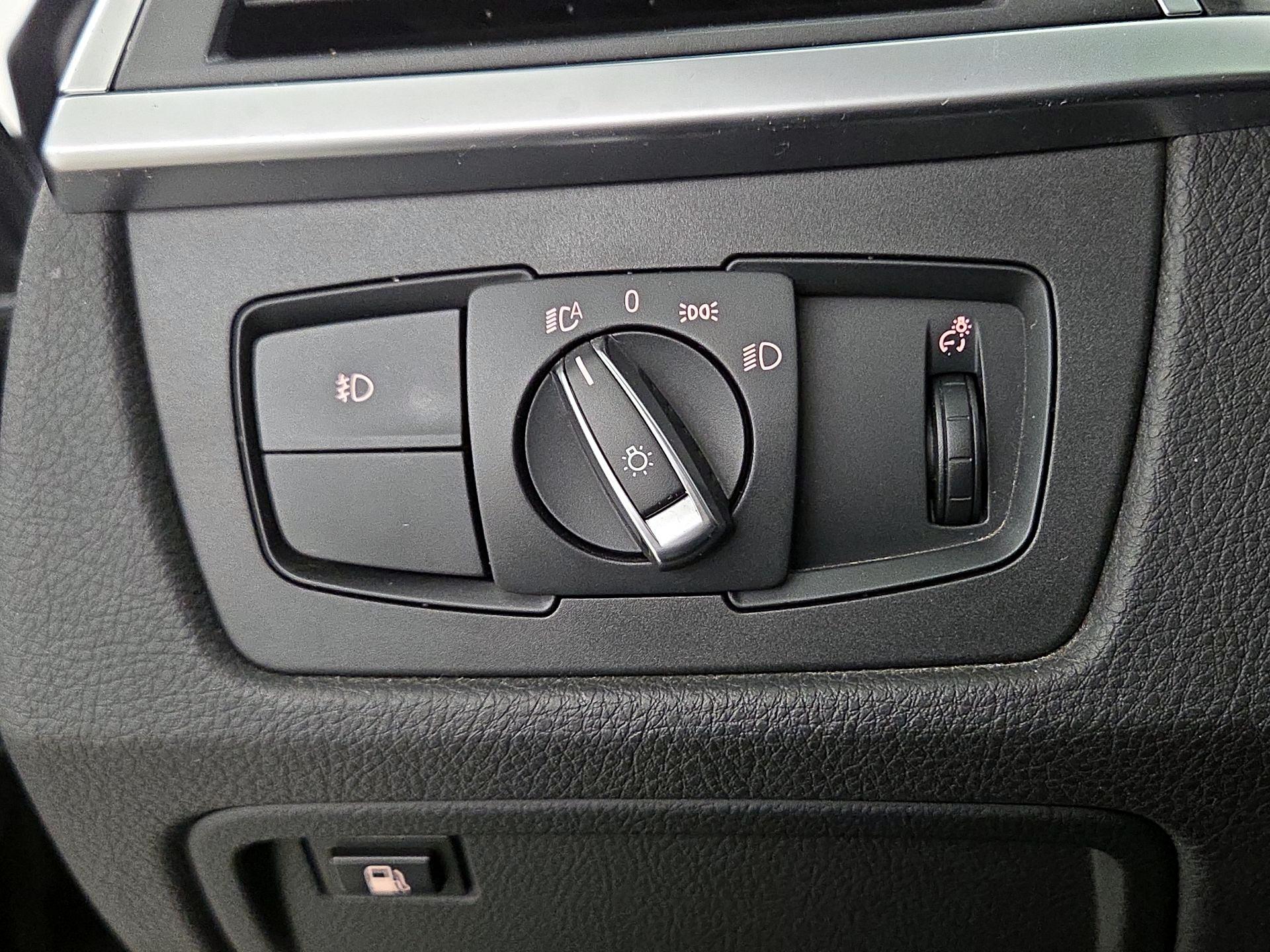 Thumbnail: 2018 BMW 3 Series - 13