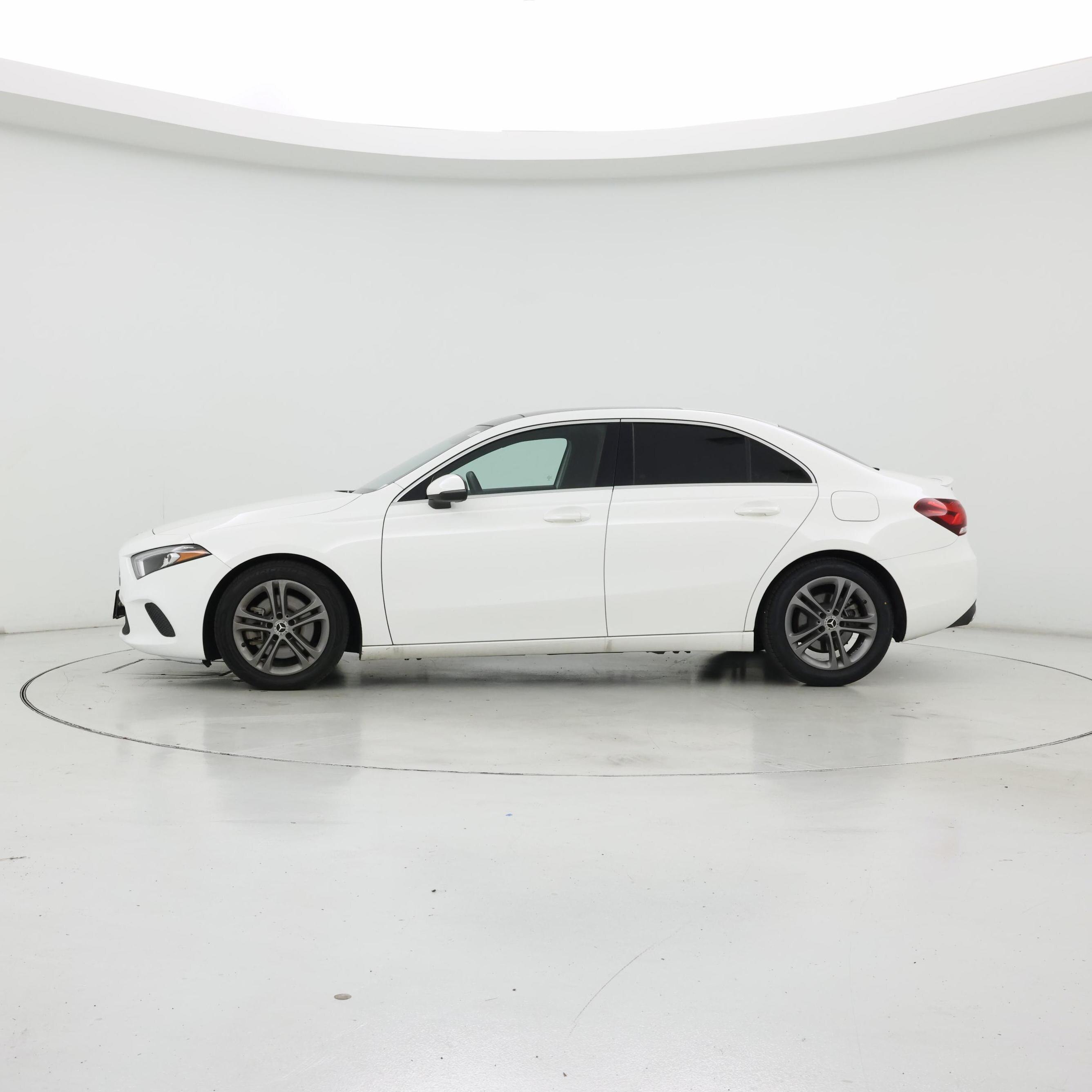 Thumbnail: 2020 Mercedes-Benz A-Class - 3