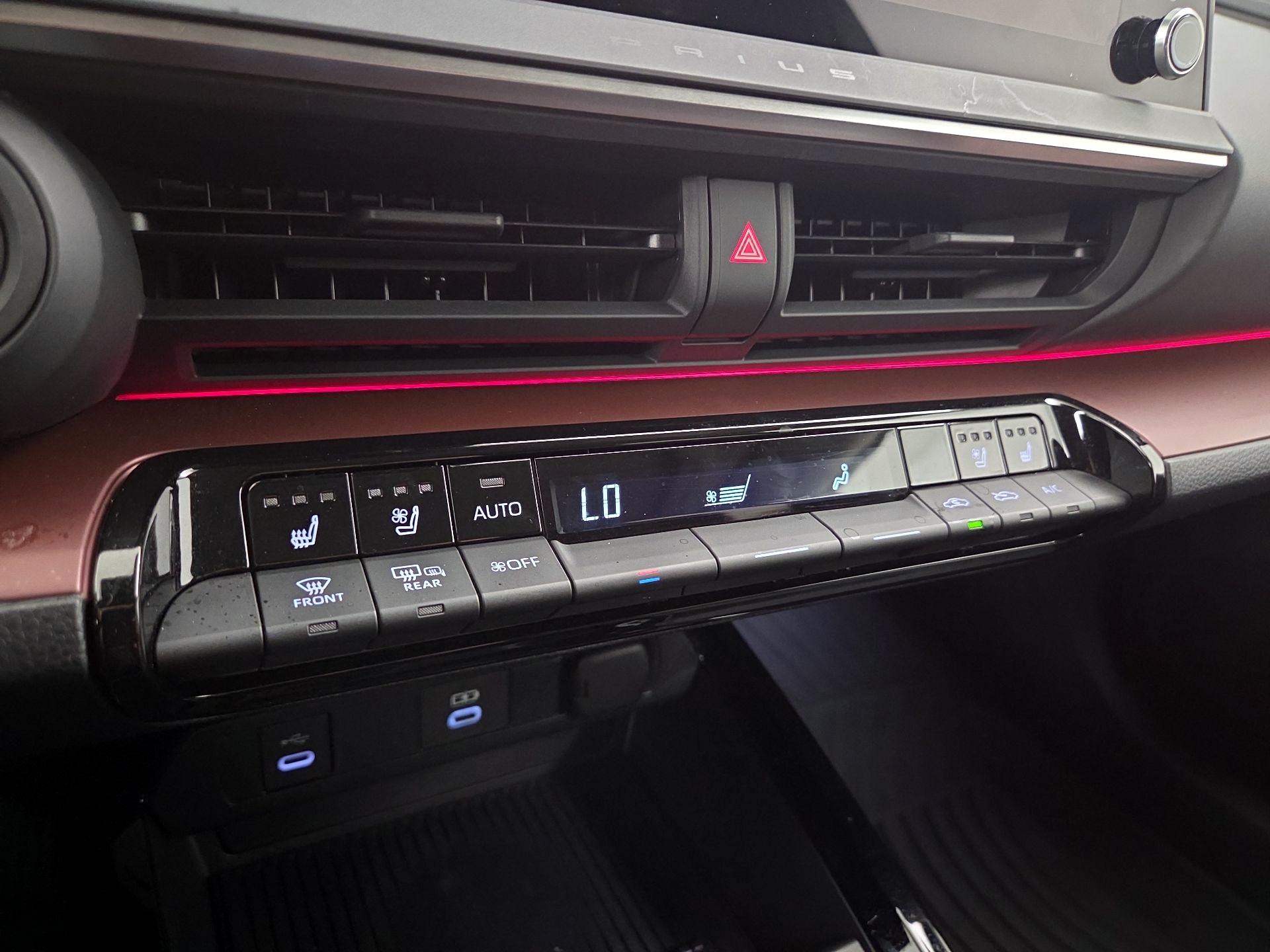 Thumbnail: 2024 Toyota Prius Prime - 16