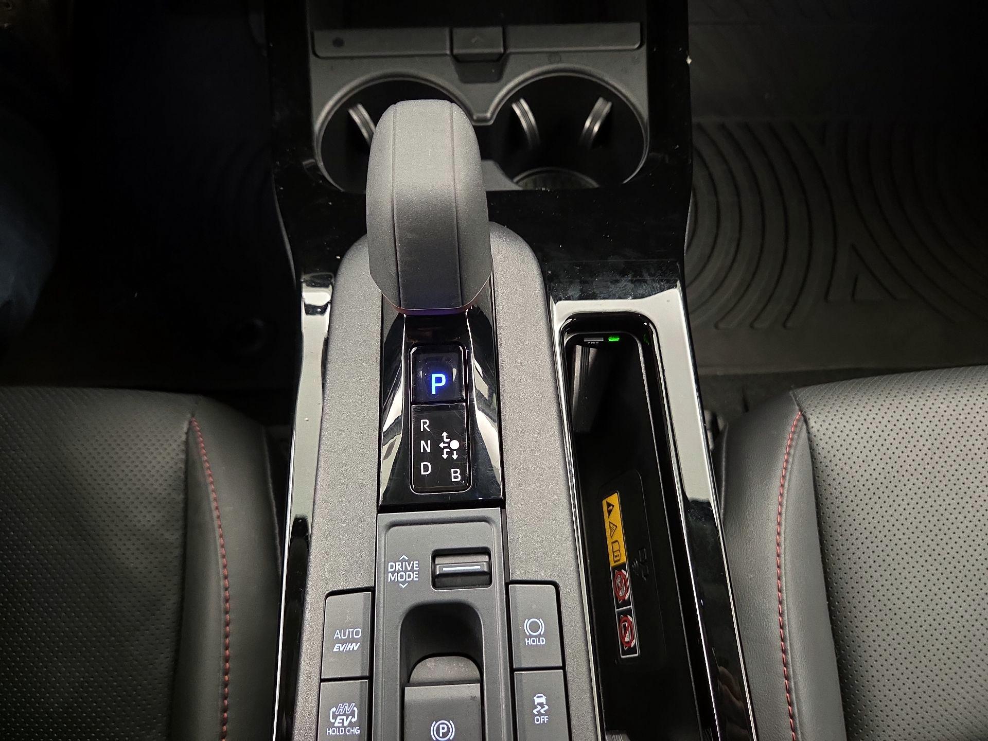 Thumbnail: 2024 Toyota Prius Prime - 17