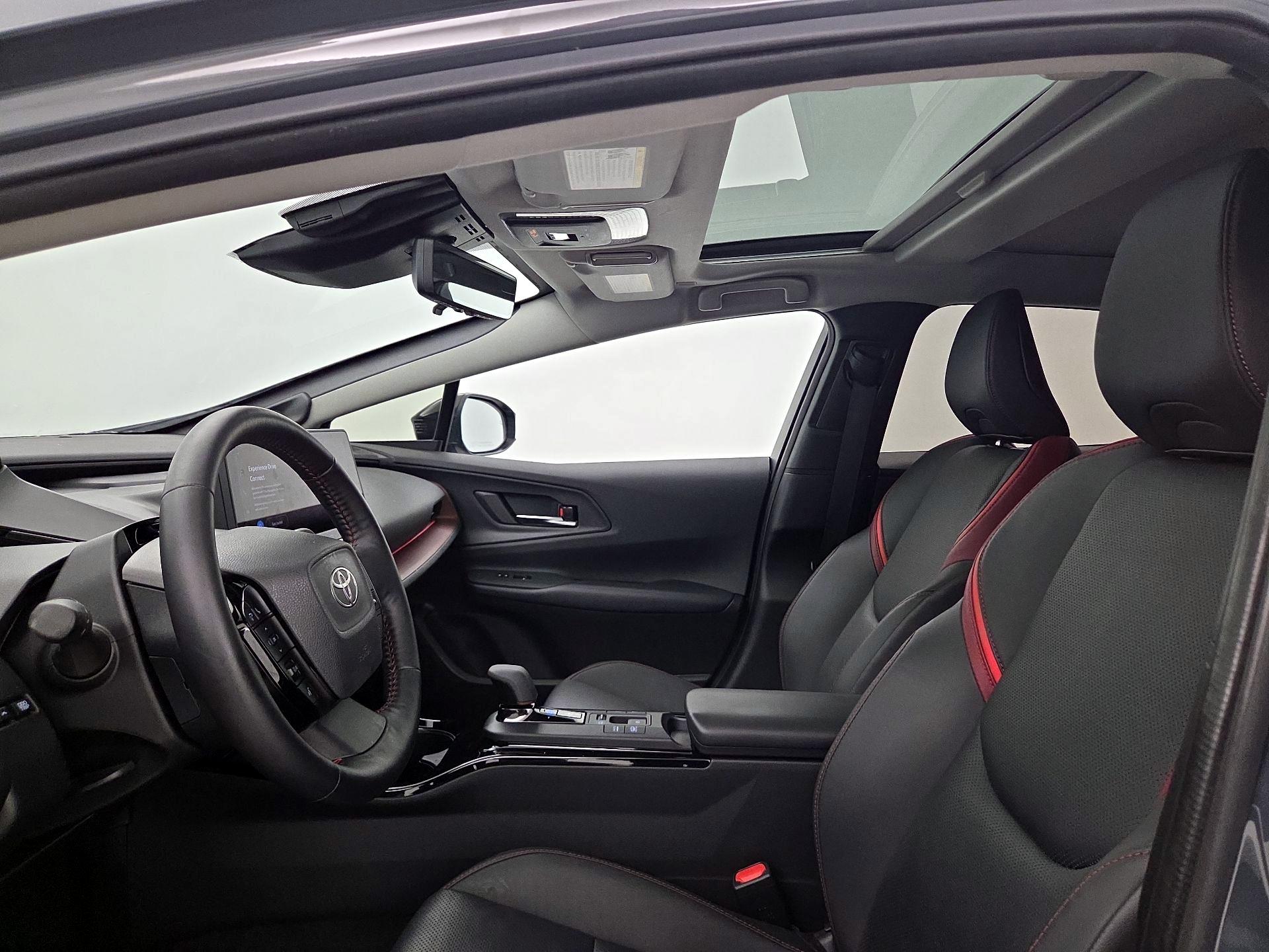 Thumbnail: 2024 Toyota Prius Prime - 19