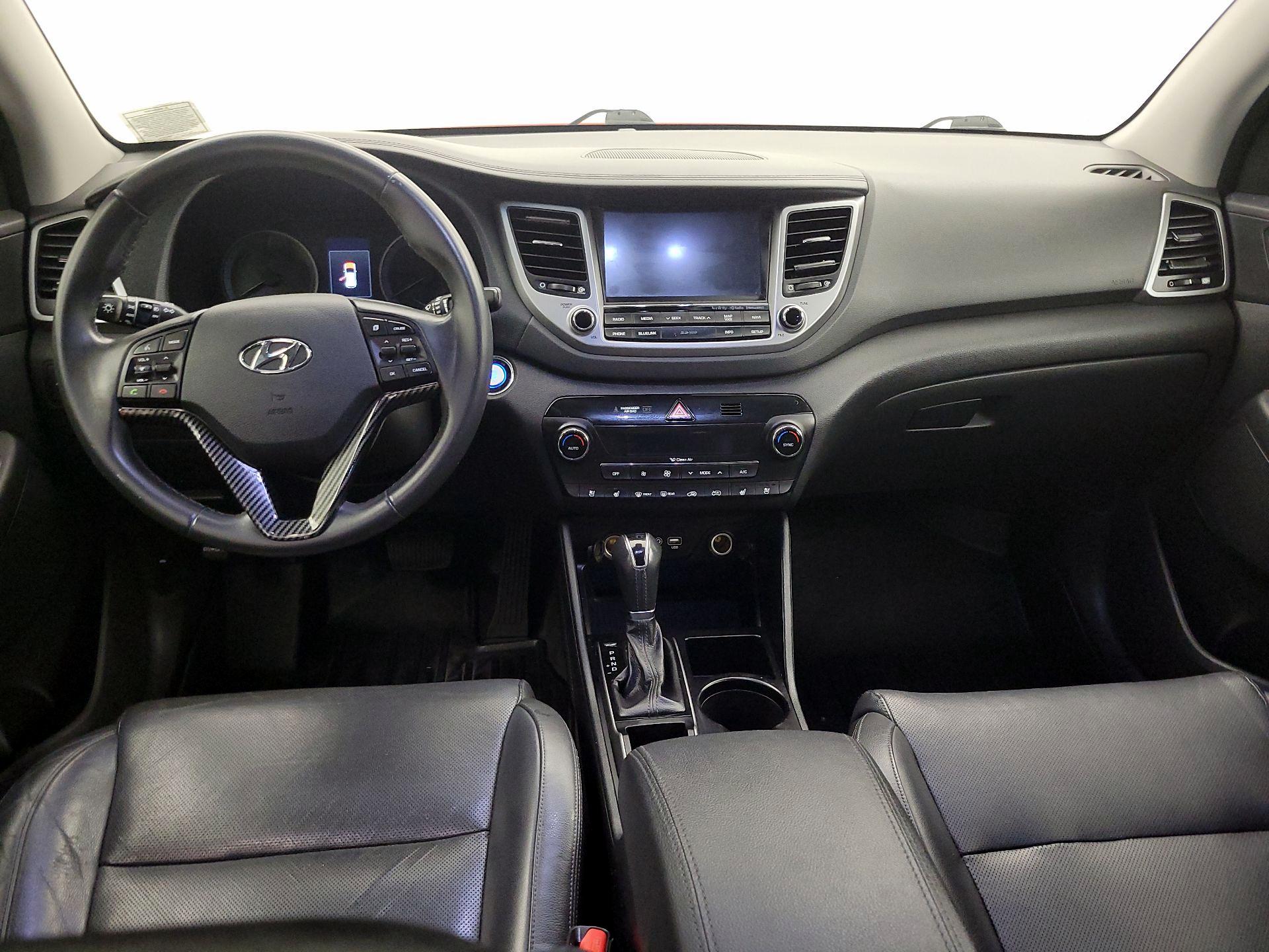 Thumbnail: 2017 Hyundai Tucson - 9