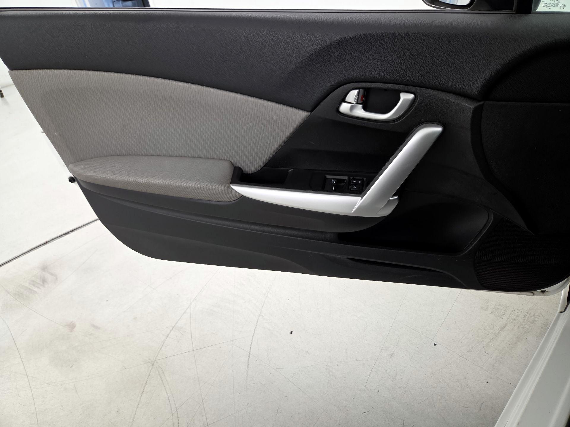 Thumbnail: 2015 Honda Civic - 12