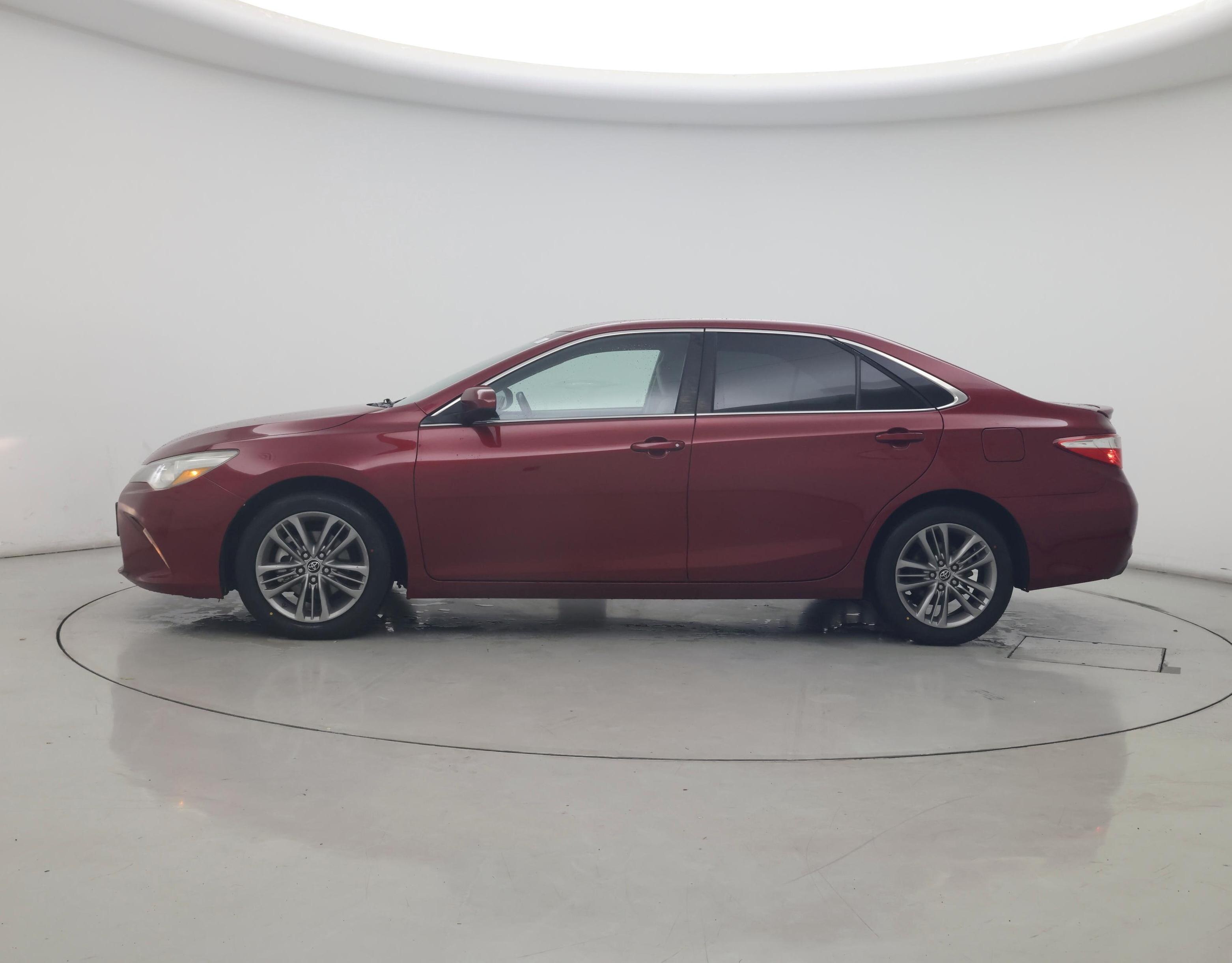 Thumbnail: 2015 Toyota Camry - 3