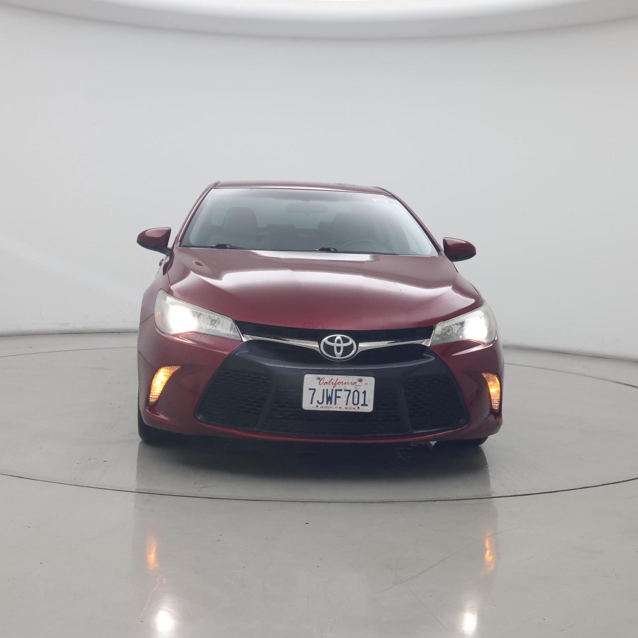 Thumbnail: 2015 Toyota Camry - 5