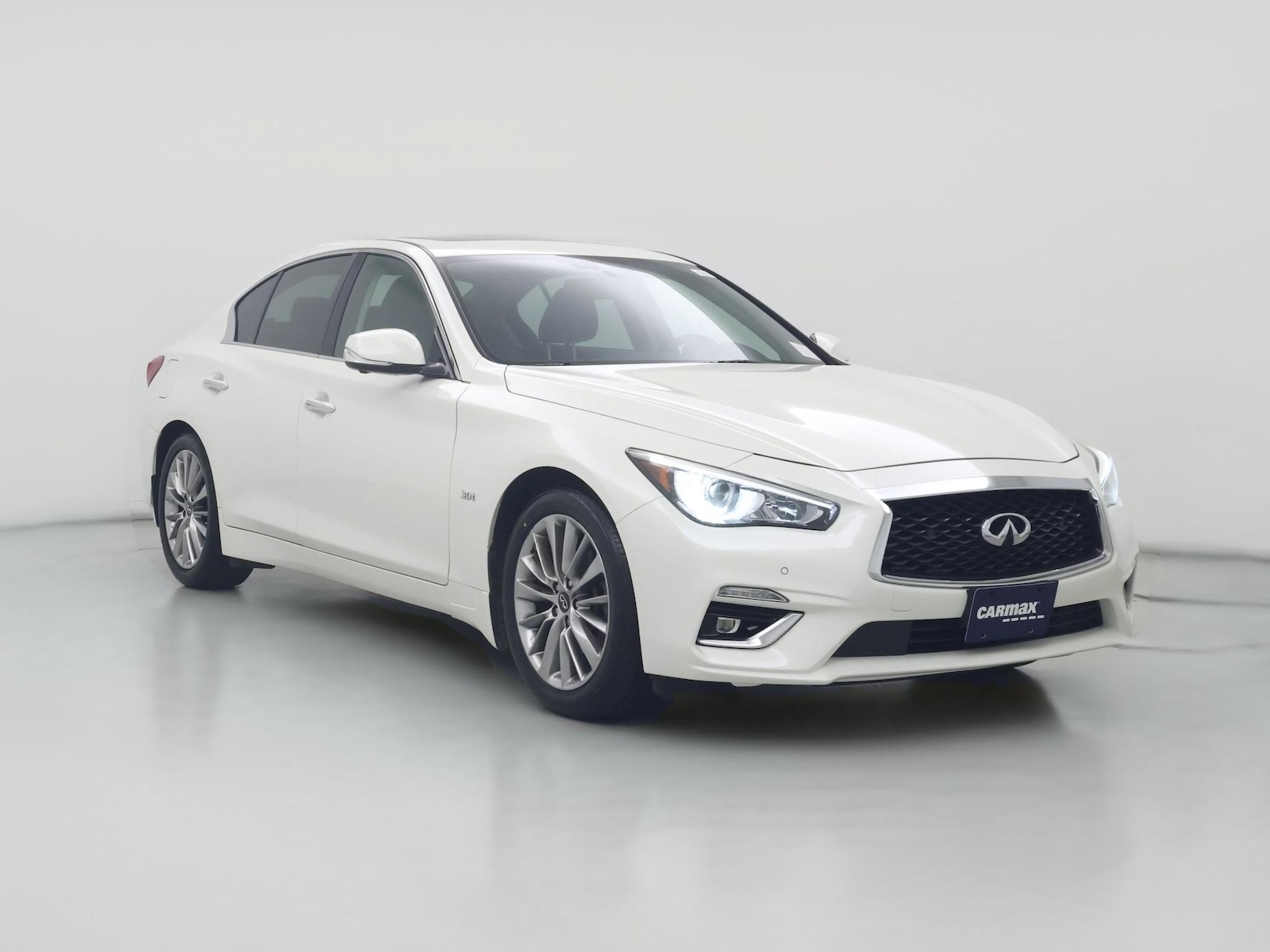 2018 INFINITI Q50 LUXE