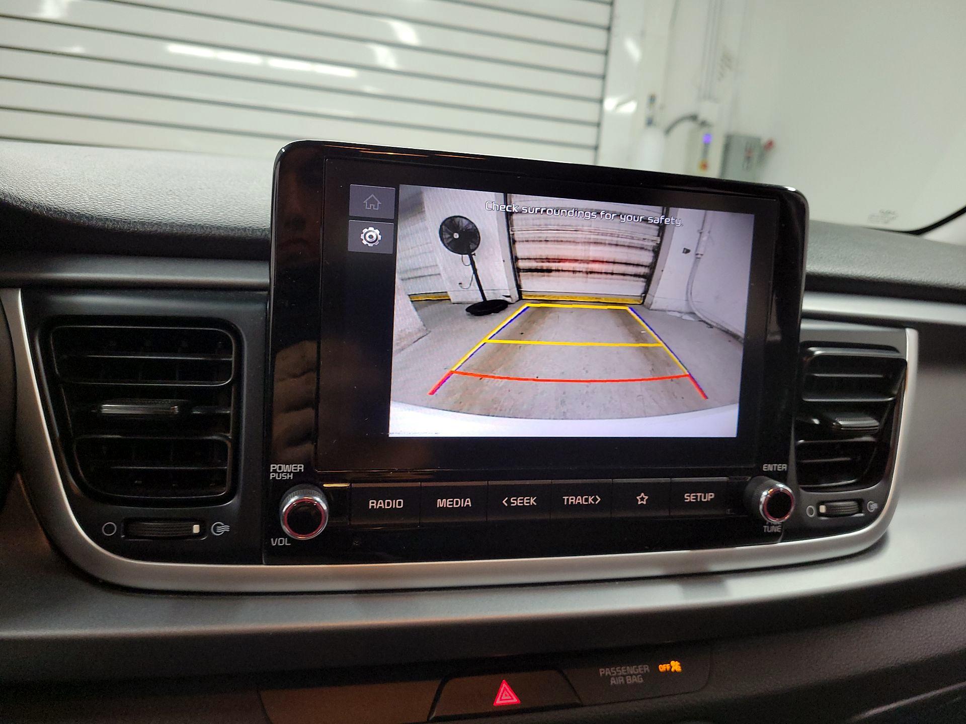 Thumbnail: 2023 Kia Rio - 13