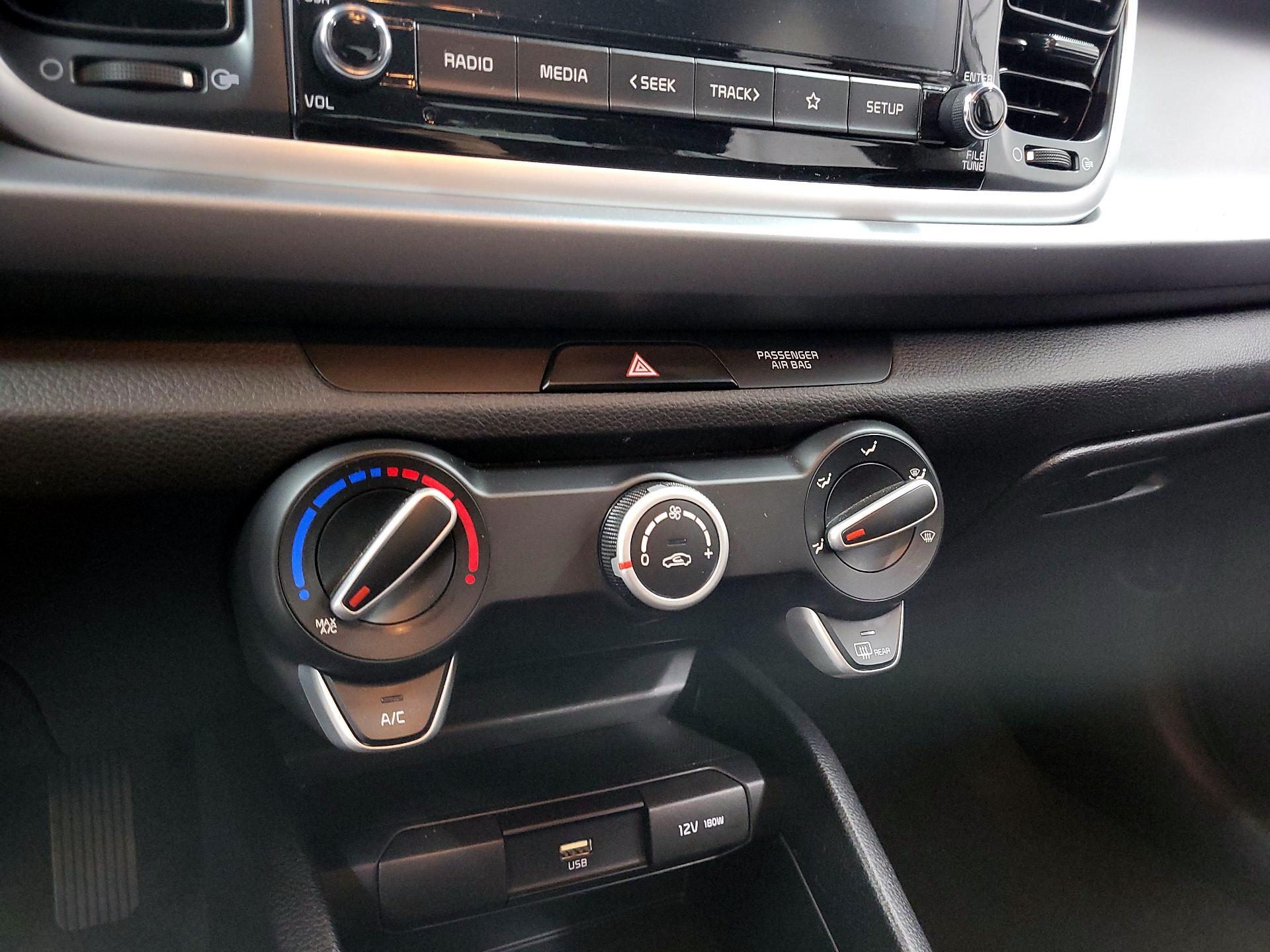 Thumbnail: 2023 Kia Rio - 15