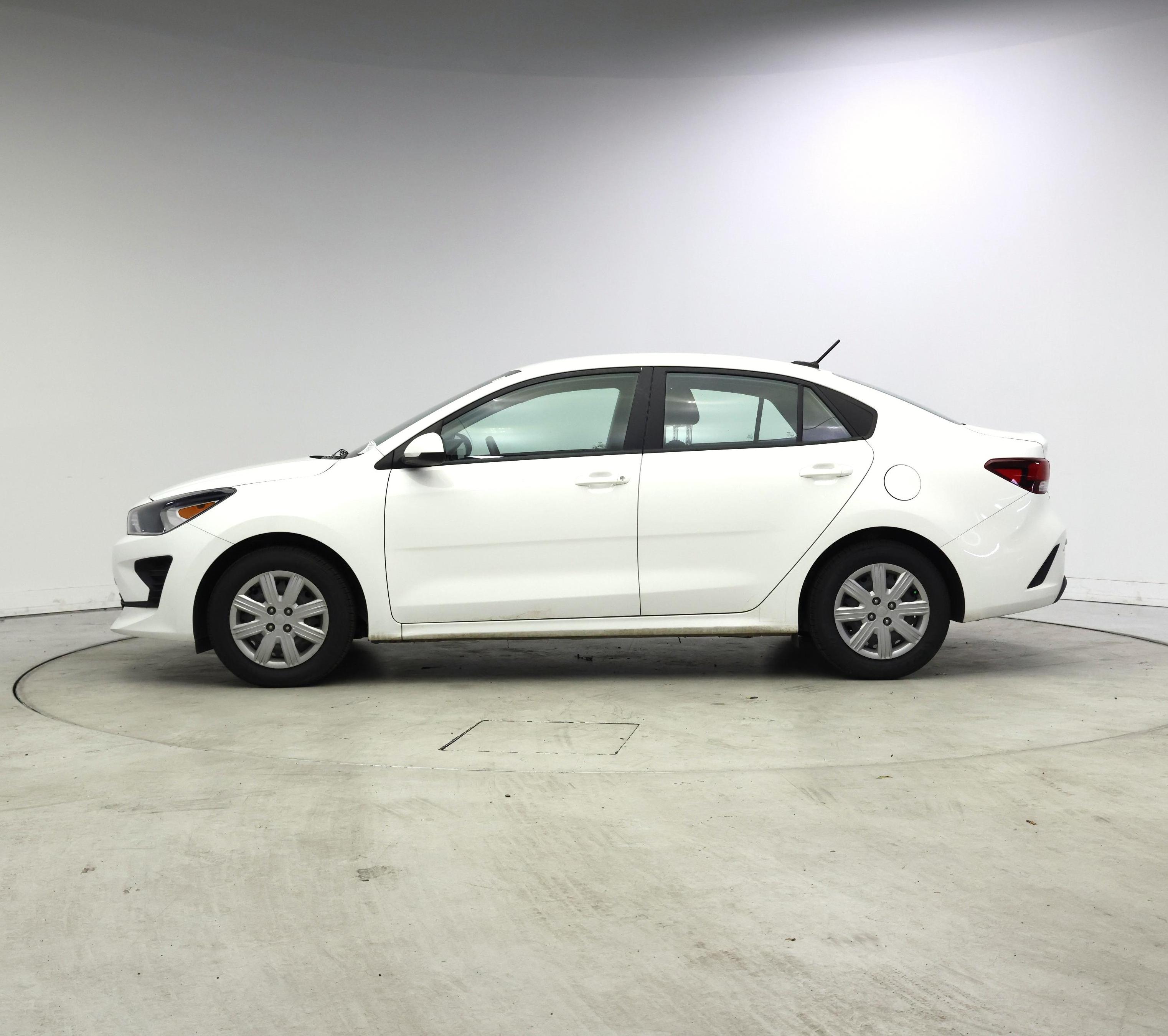 Thumbnail: 2023 Kia Rio - 3