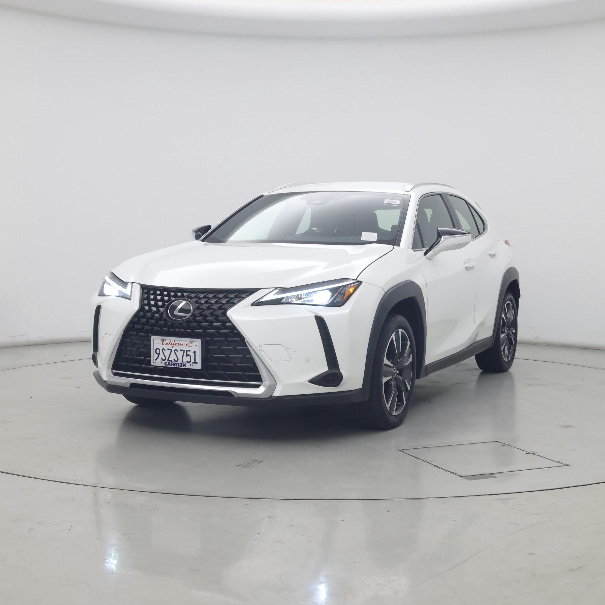 Thumbnail: 2022 Lexus UX - 4