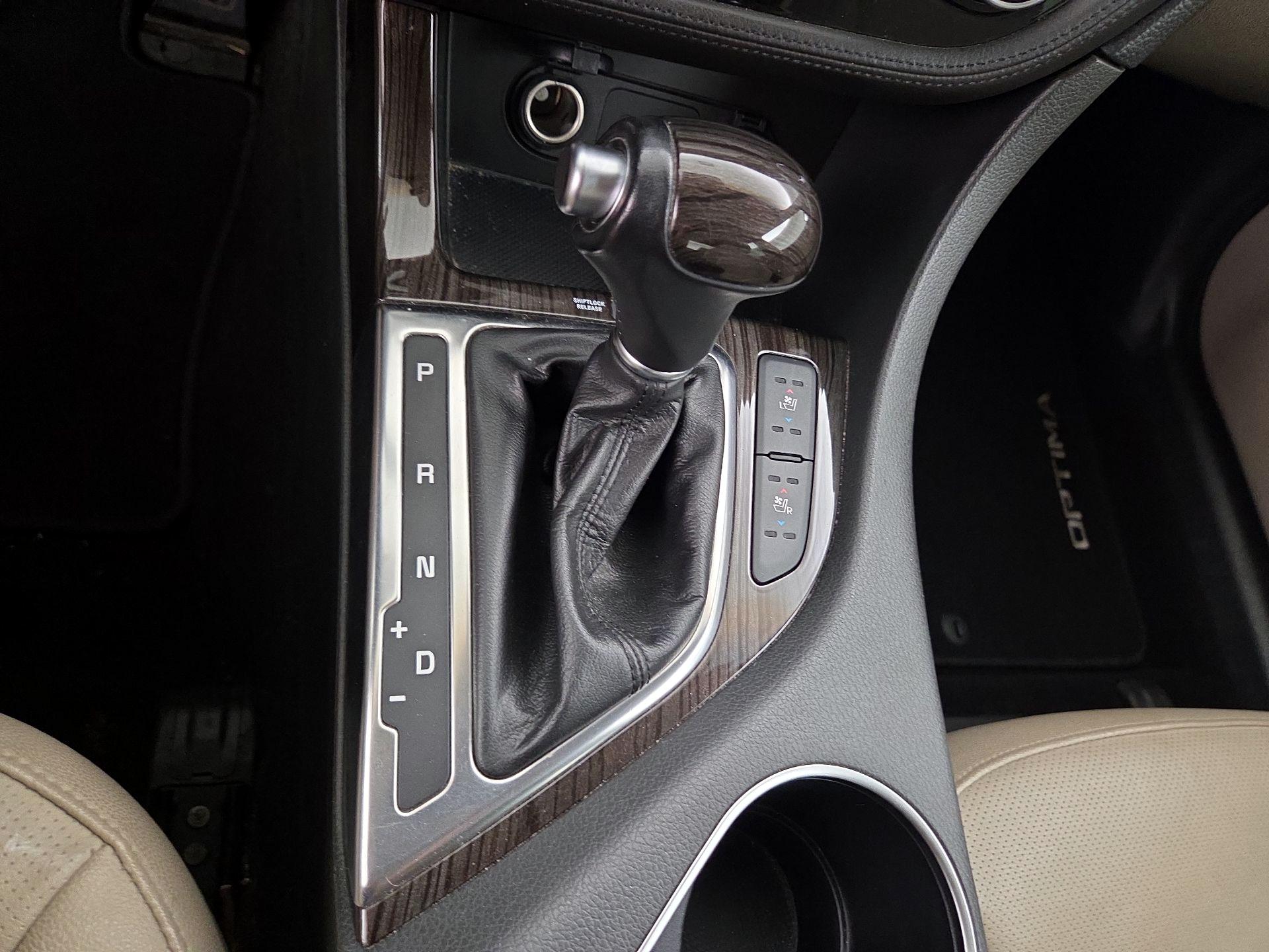 Thumbnail: 2014 Kia Optima - 18