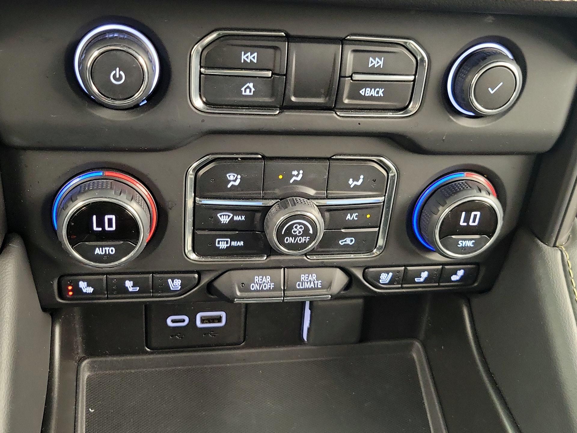 Thumbnail: 2023 Chevrolet Tahoe - 16