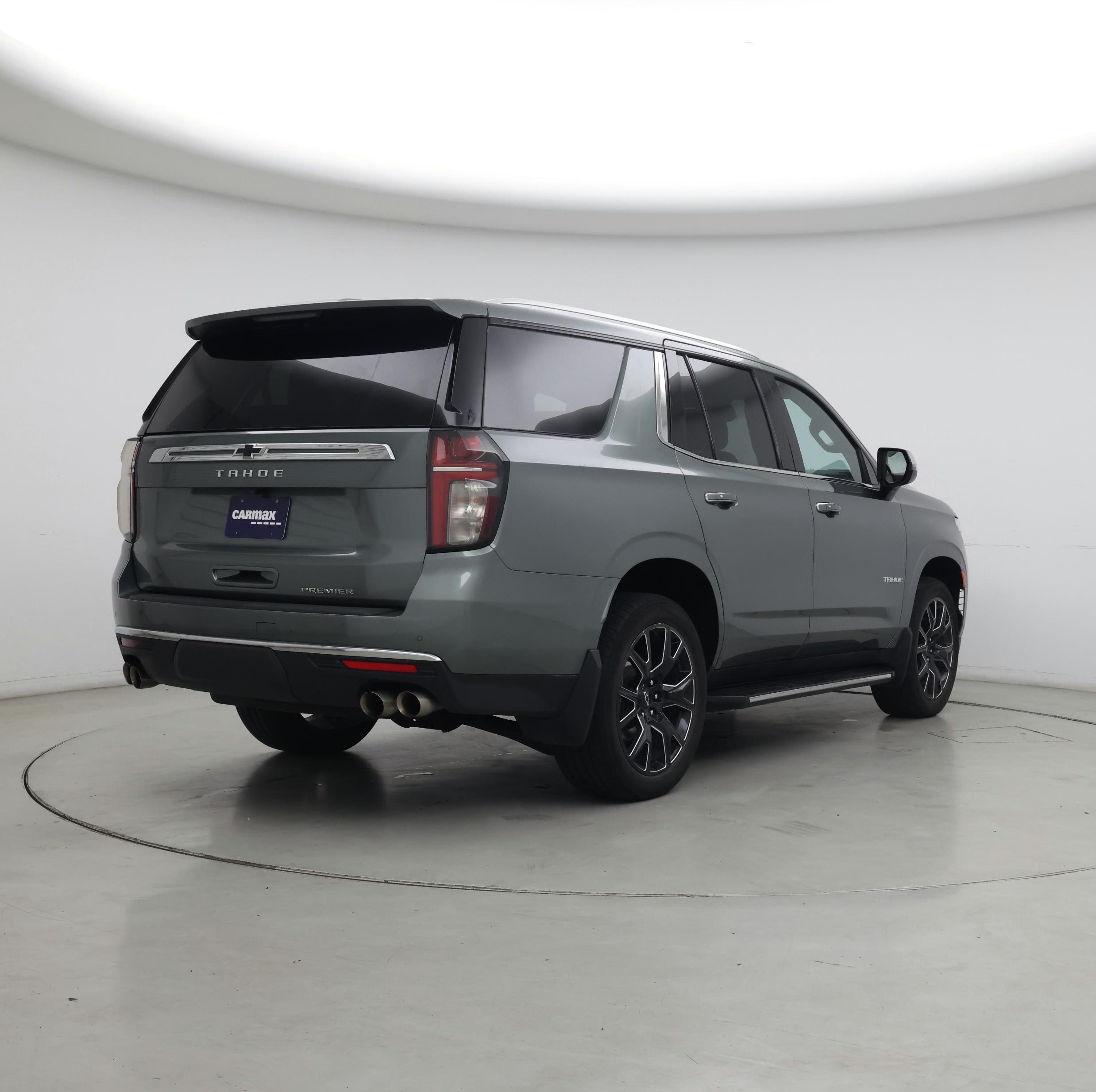 Thumbnail: 2023 Chevrolet Tahoe - 8