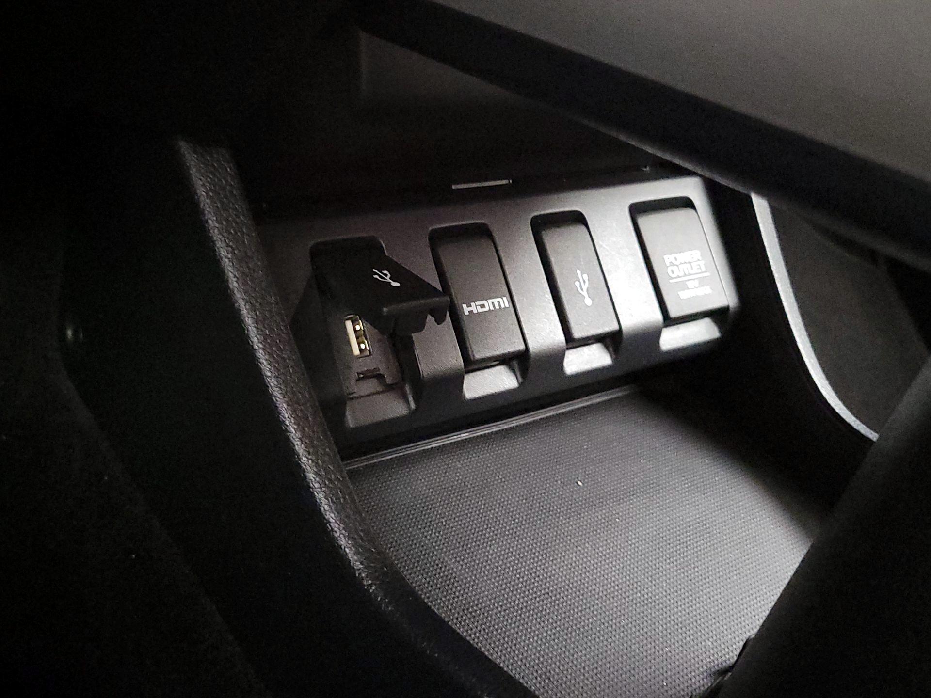 Thumbnail: 2016 Honda HR-V - 18