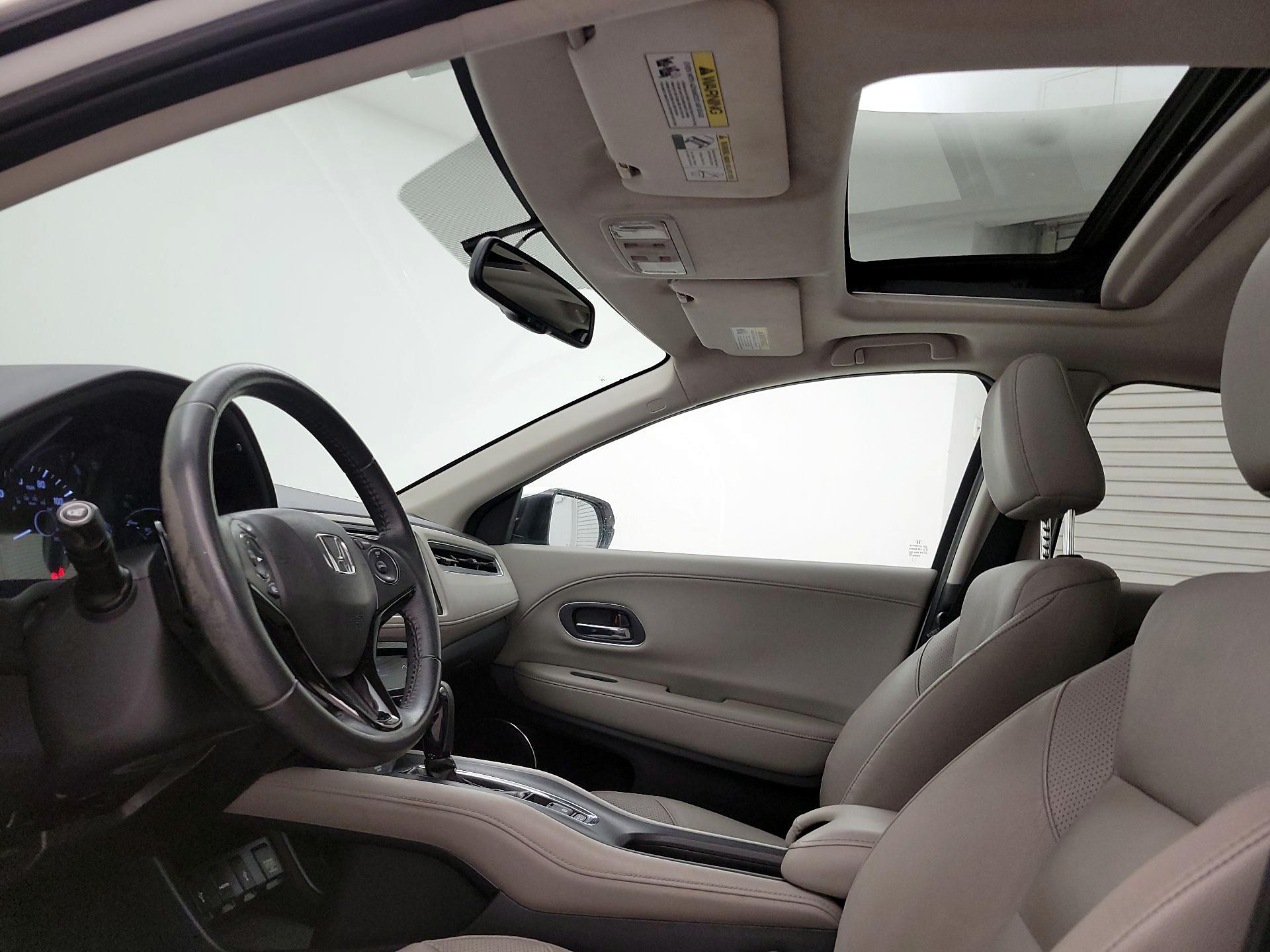 Thumbnail: 2016 Honda HR-V - 19