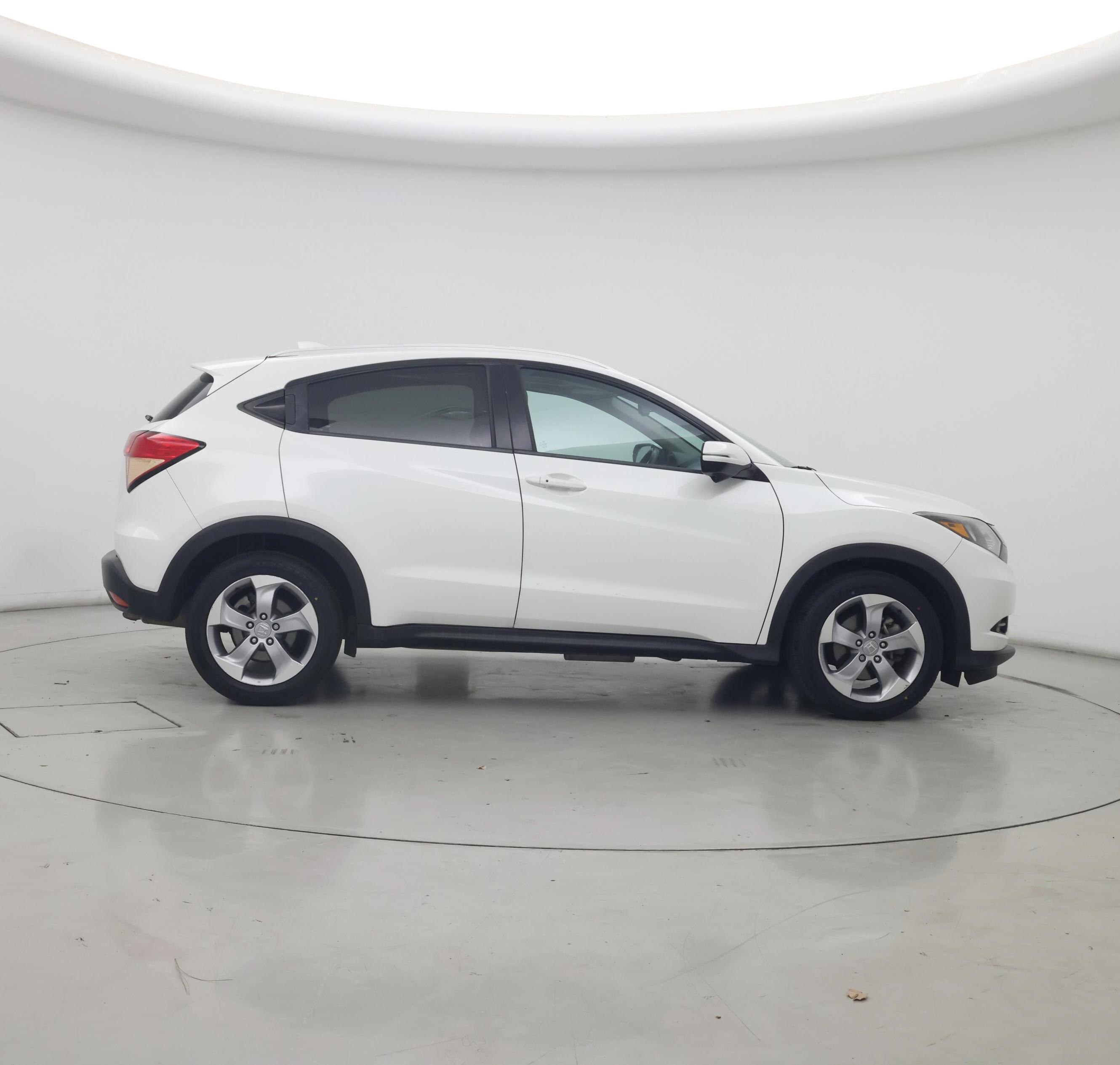 Thumbnail: 2016 Honda HR-V - 7