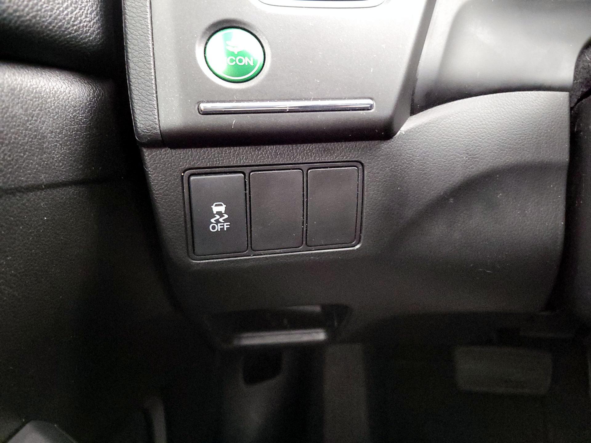 Thumbnail: 2015 Honda Civic - 13