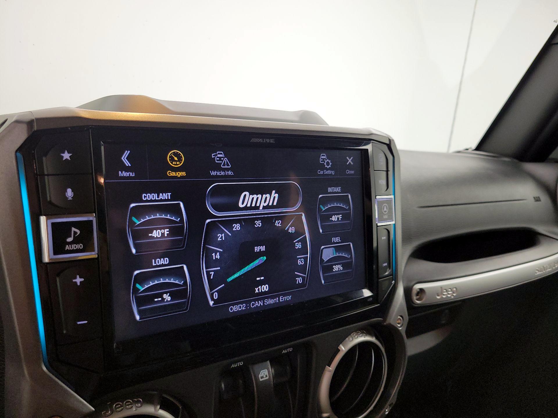 Thumbnail: 2017 Jeep Wrangler - 13