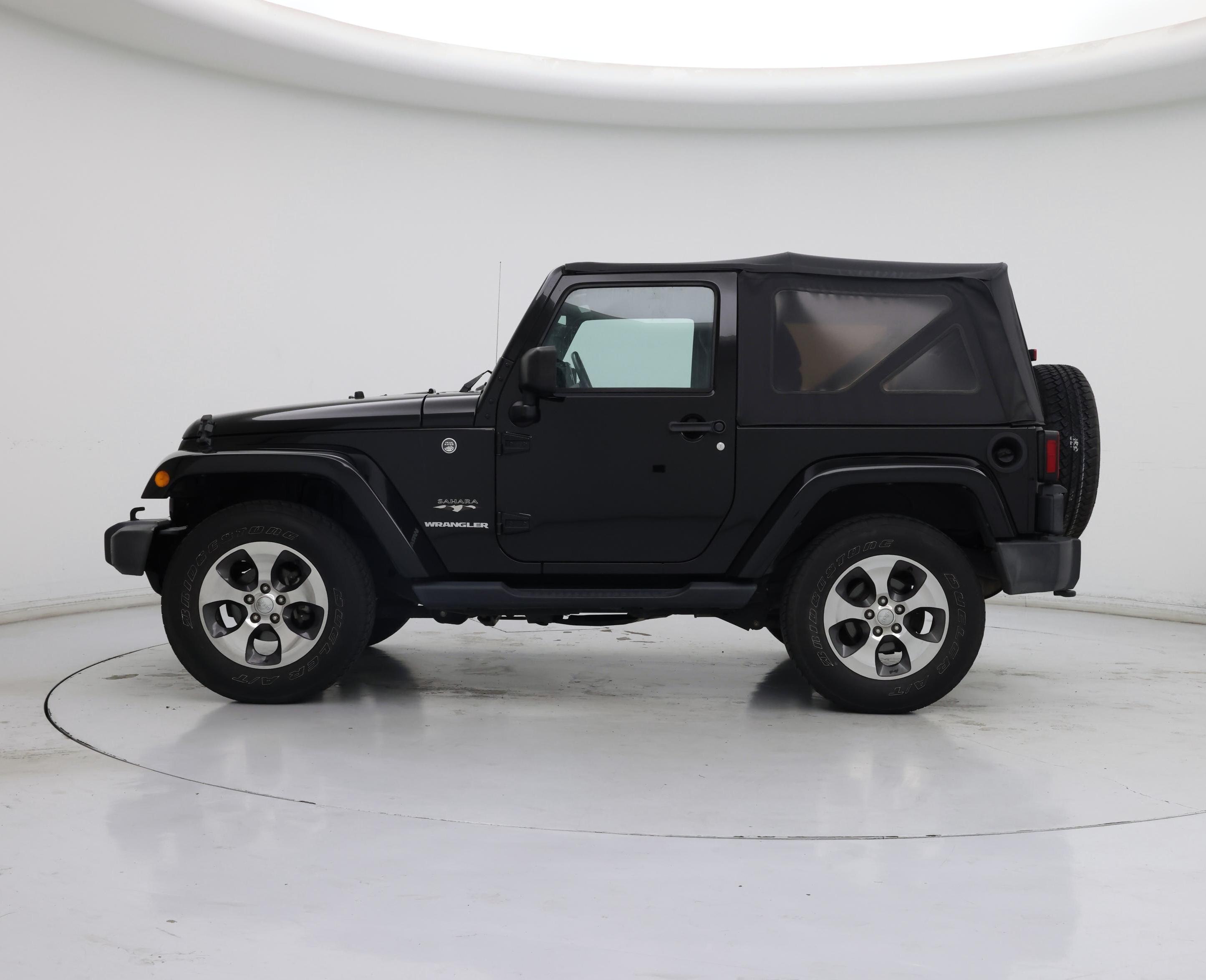 Thumbnail: 2017 Jeep Wrangler - 3