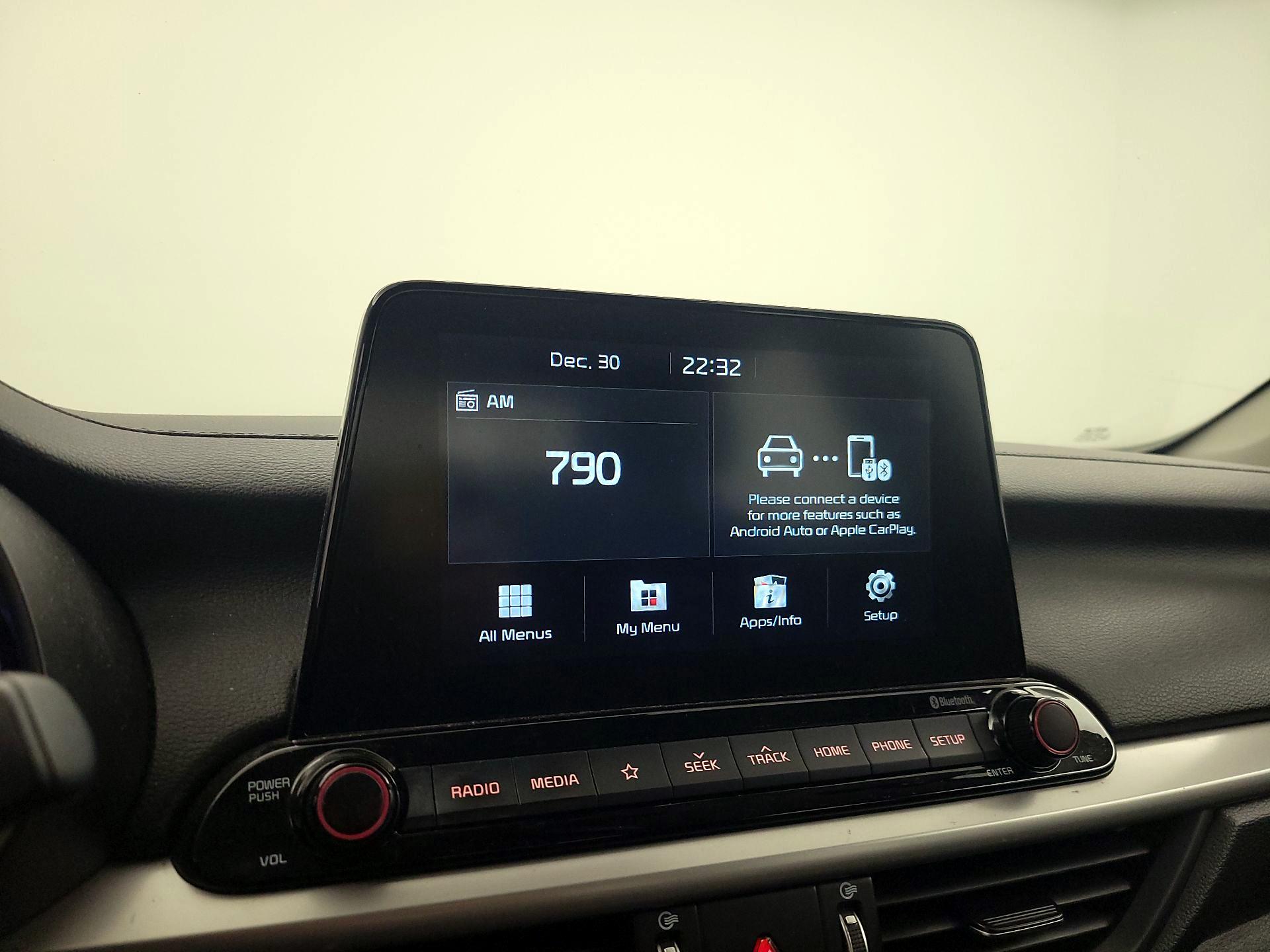 Thumbnail: 2021 Kia Forte - 15