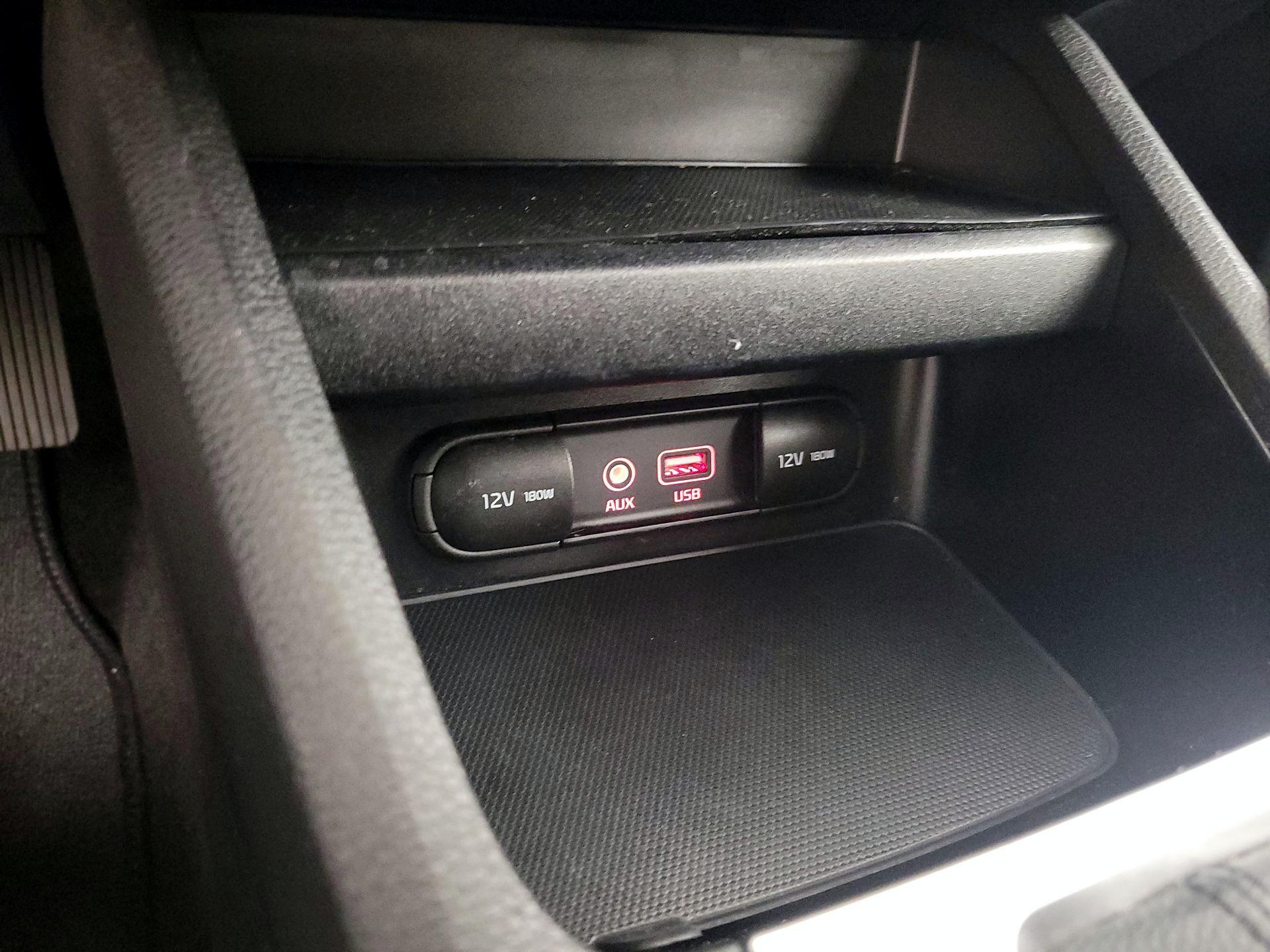 Thumbnail: 2021 Kia Forte - 18