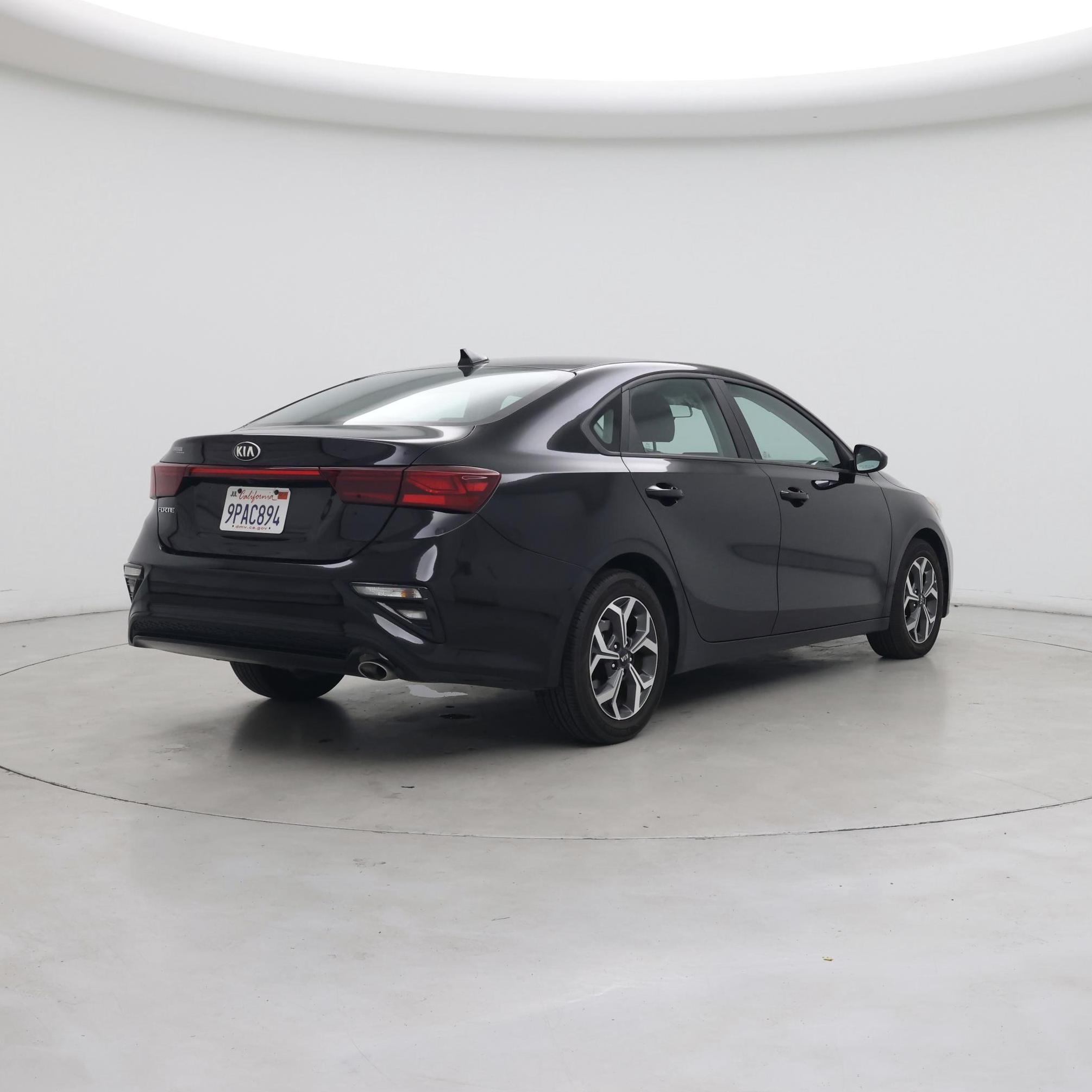 Thumbnail: 2021 Kia Forte - 8