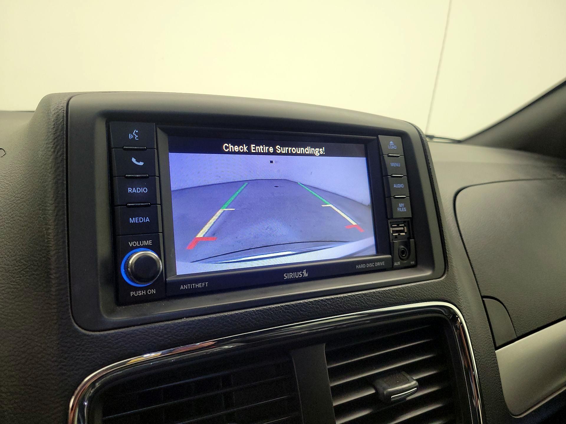 Thumbnail: 2019 Dodge Grand Caravan - 14