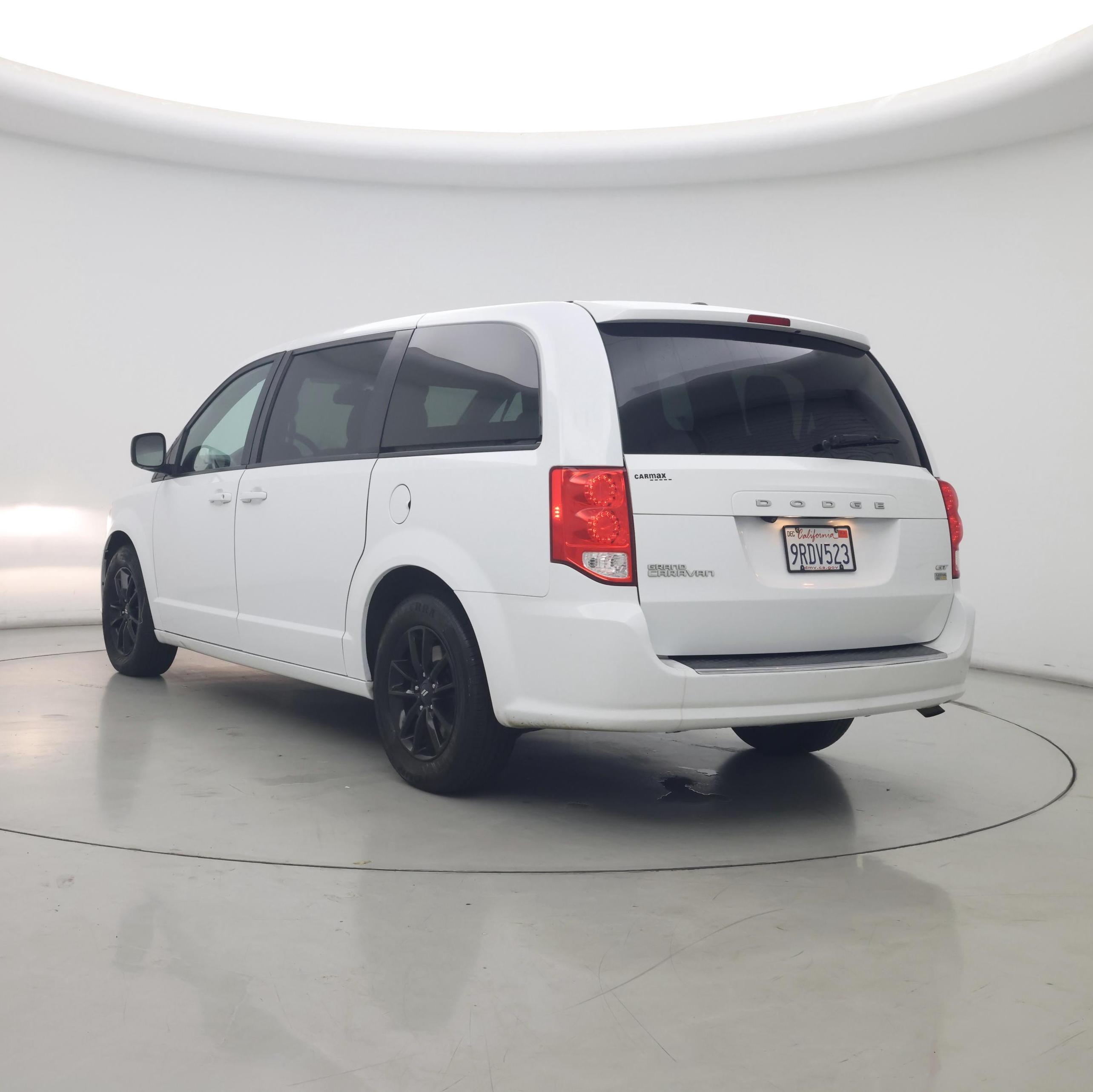 Thumbnail: 2019 Dodge Grand Caravan - 2