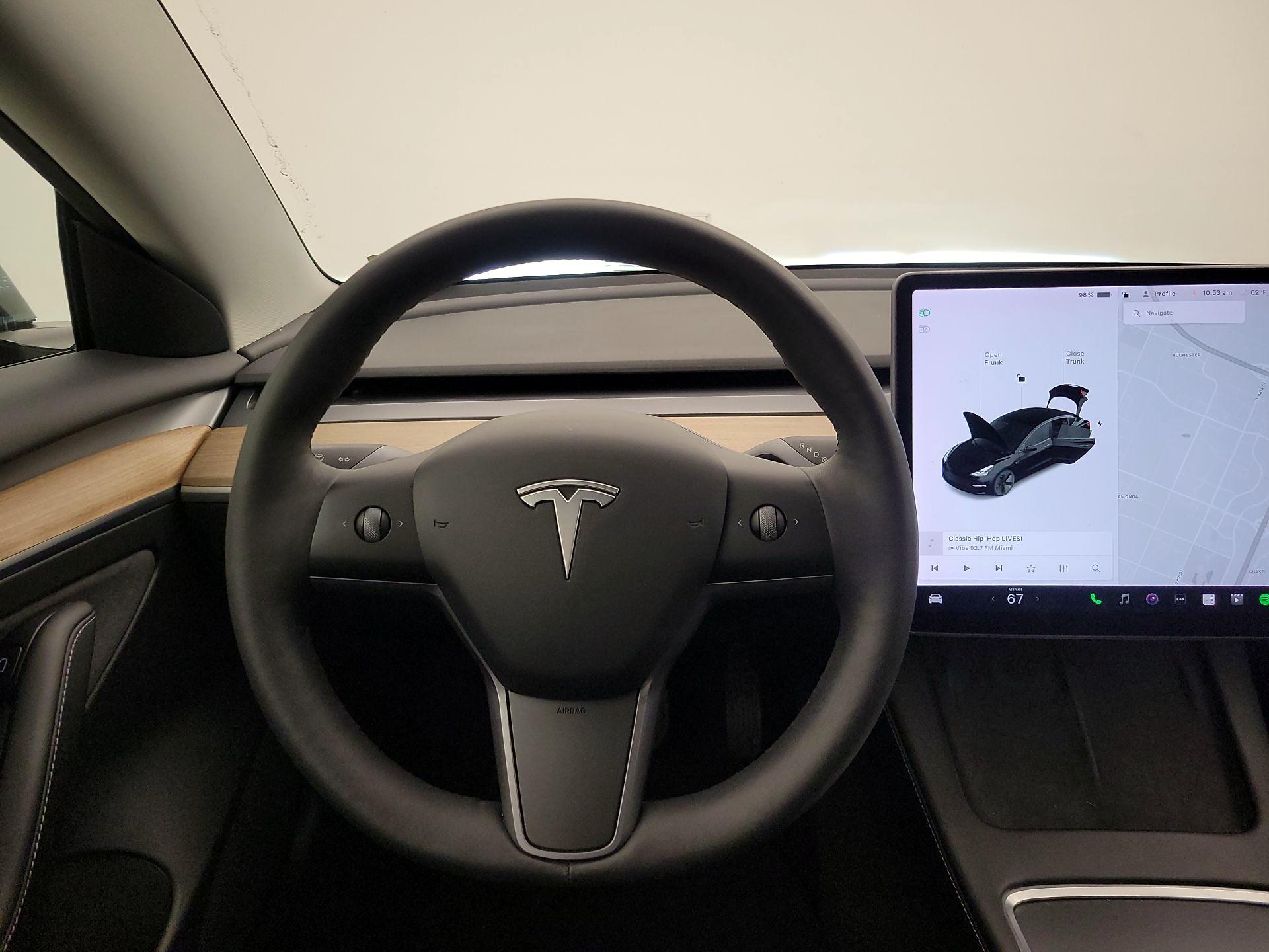 Thumbnail: 2021 Tesla Model 3 - 10